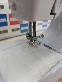 Máquina de Coser Tristar SM-6000