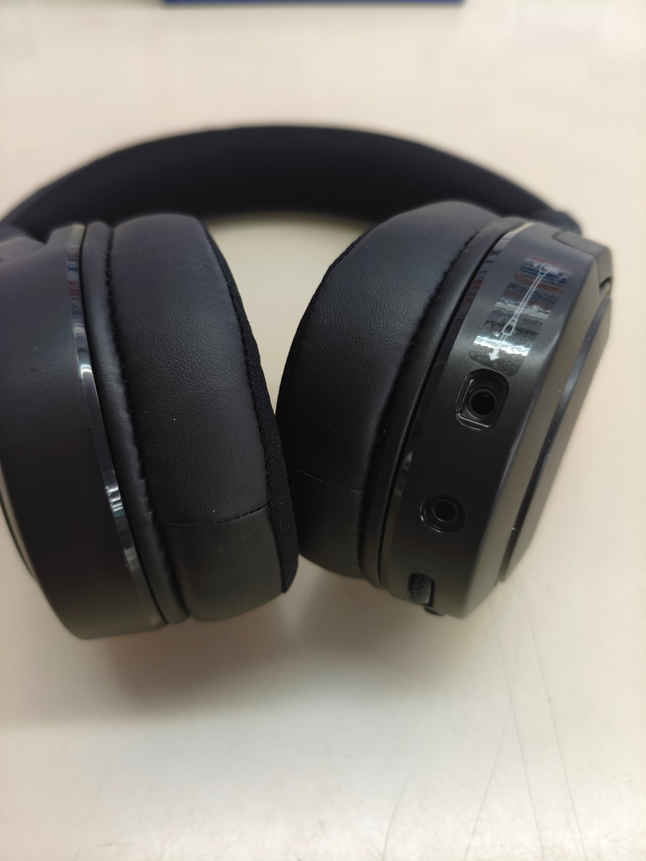 Auriculares gaming con licencia oficial para PS5 y PS4,