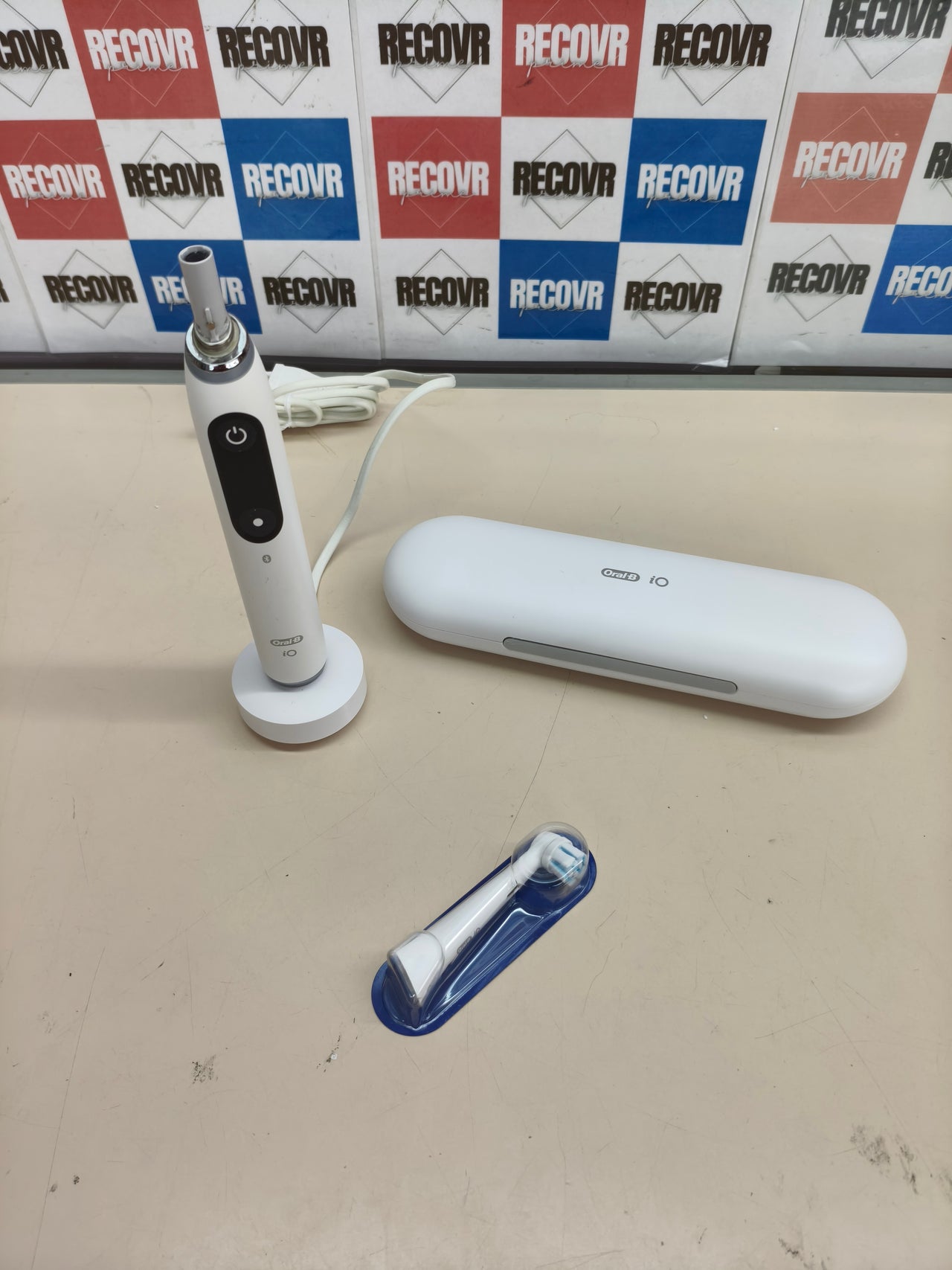 Cepillo de dientes eléctrico Oral-B iO 9.