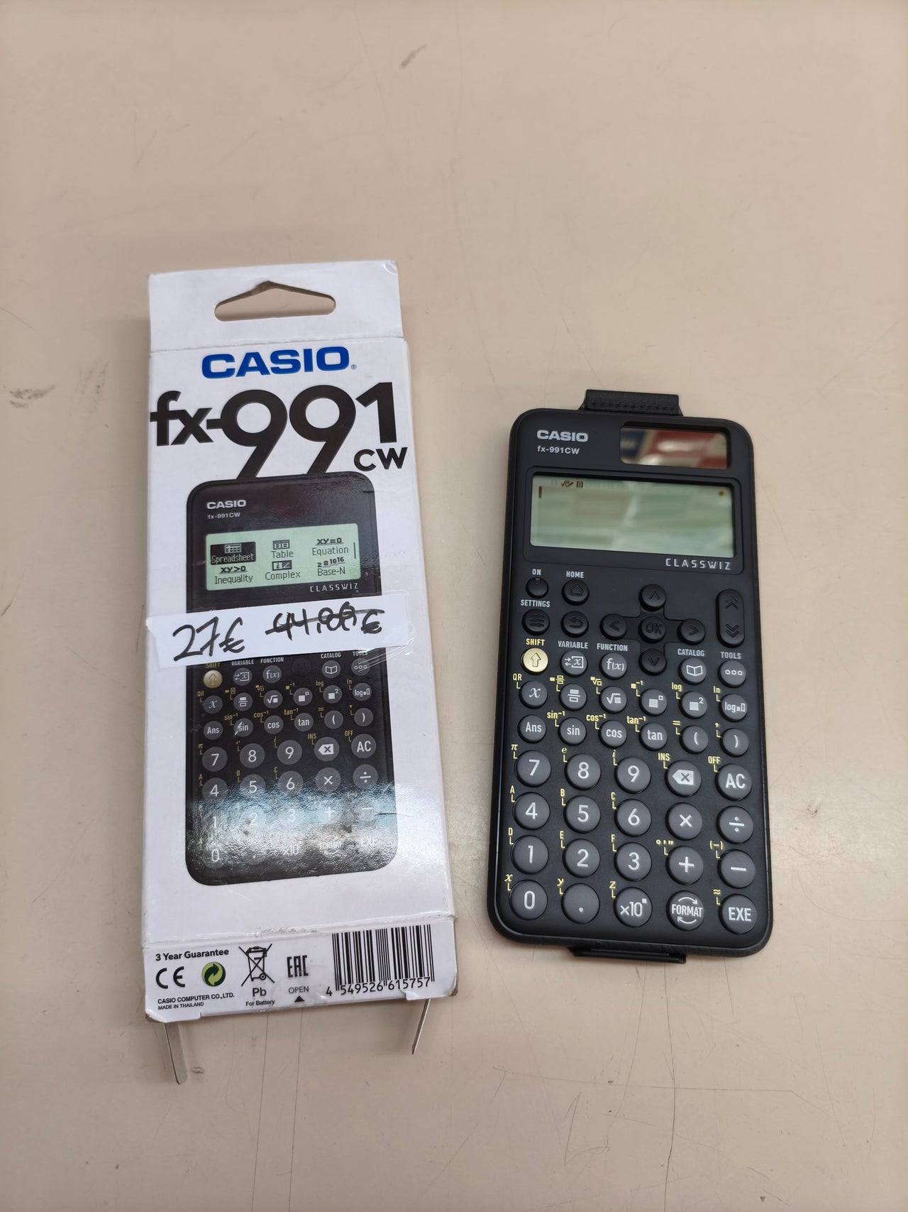 Calculadora científica Casio FX-991CW (versión Reino Unido, 540 funciones)