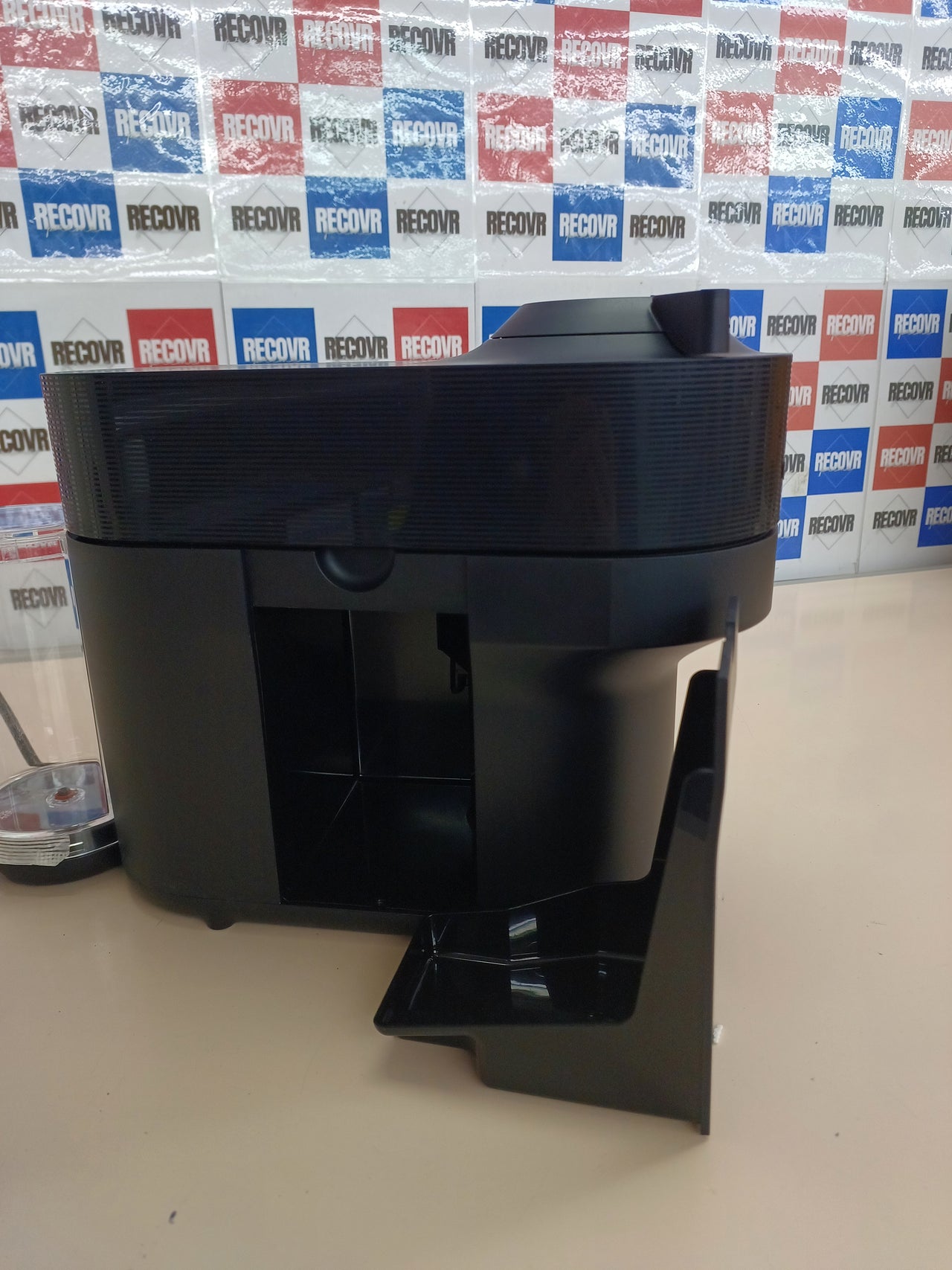 Cafetera cápsulas automática 4 tamaños 1260W Vertuo Pop De'Longhi