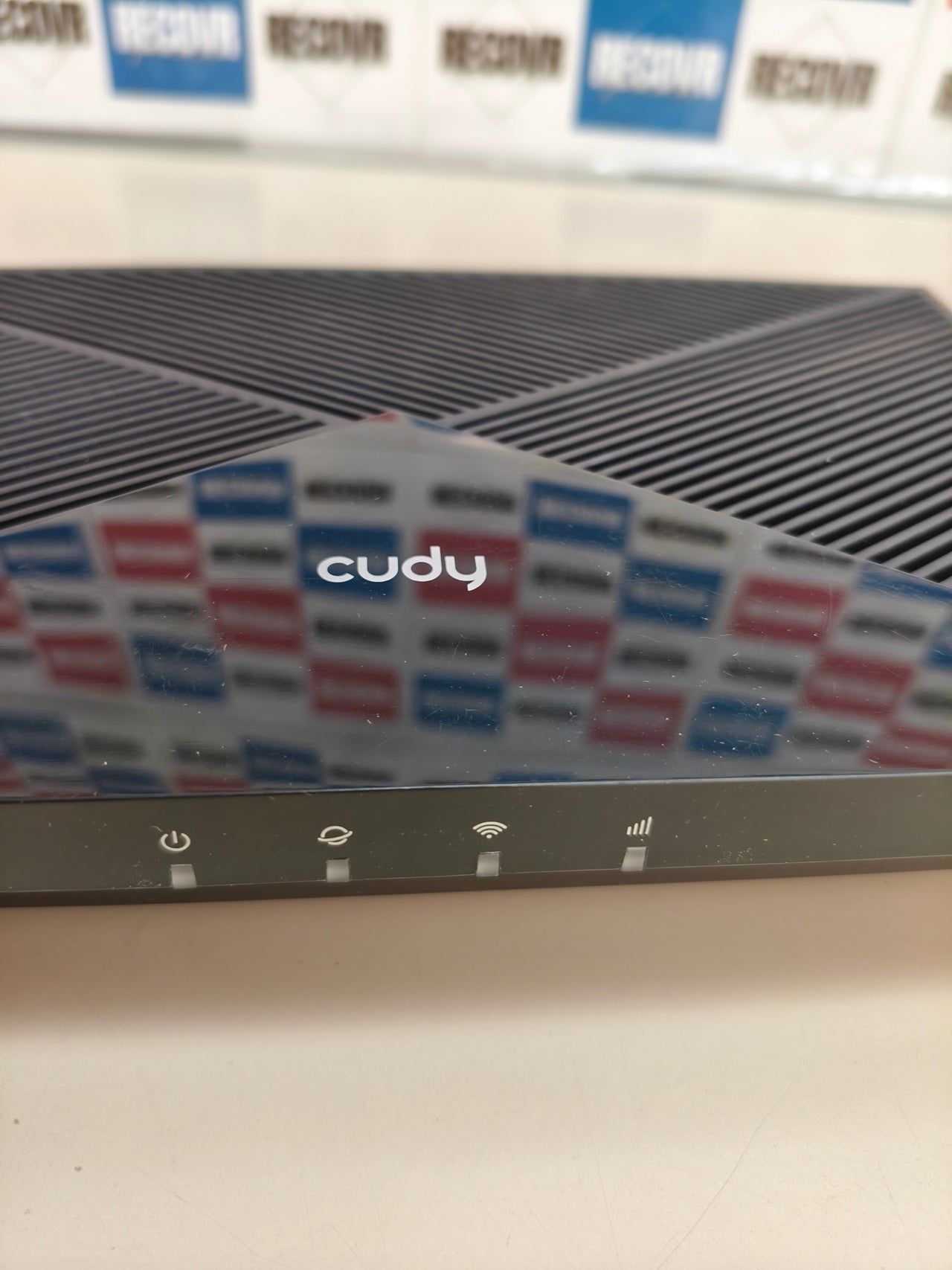 Cudy 4G LTE Cat 18, router Wi-Fi 6 AX1800, Dual SIM, 1,2 Gbps