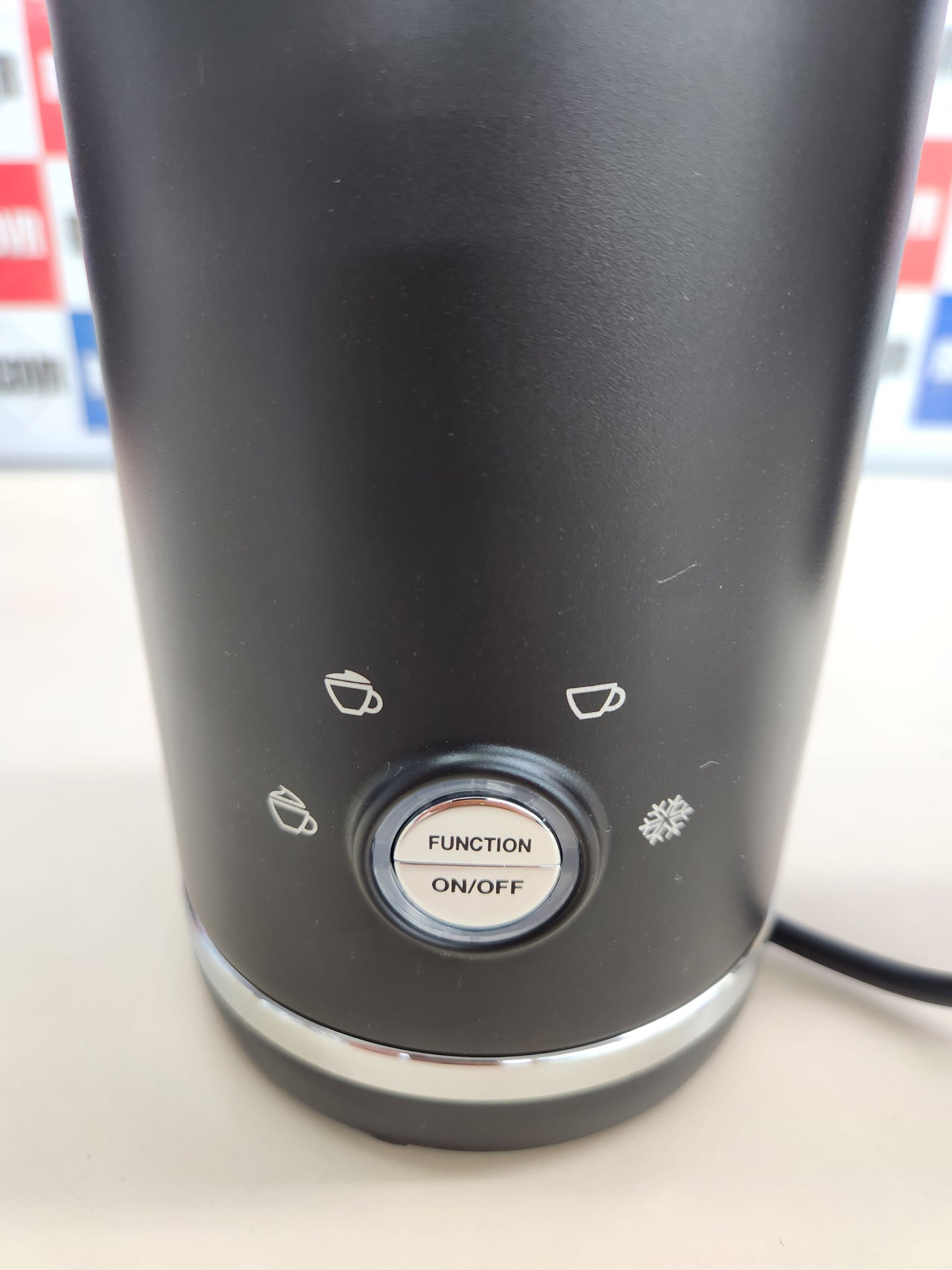 Espumador leche 600W, 300ml, eléctrico 4 en 1, espumador eléctrico, espumador de leche de acero inoxidable, control de temperatura, revestimiento antiadherente Yissvic
