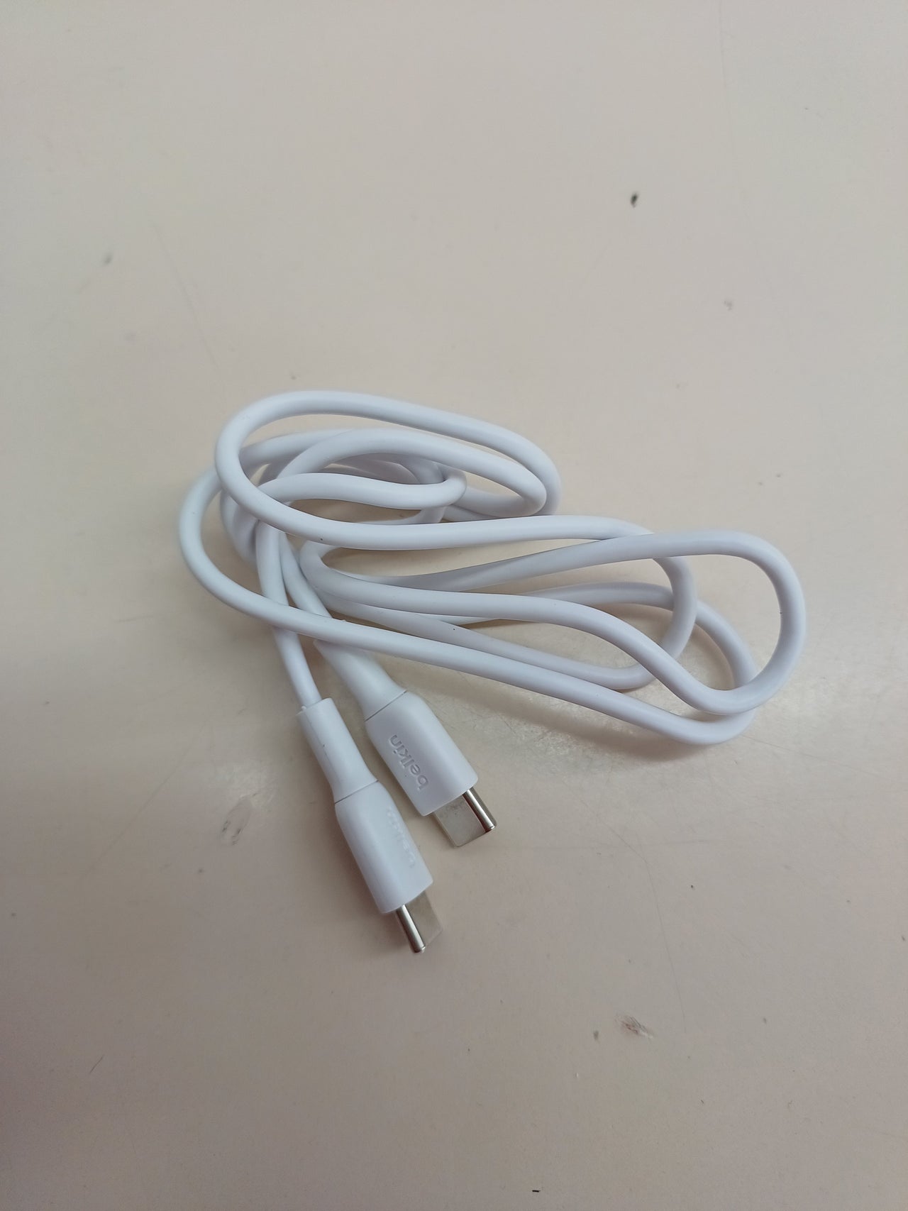 Powerbank inalámbrica 8000 mAh Qi2 con soporte - Belkin