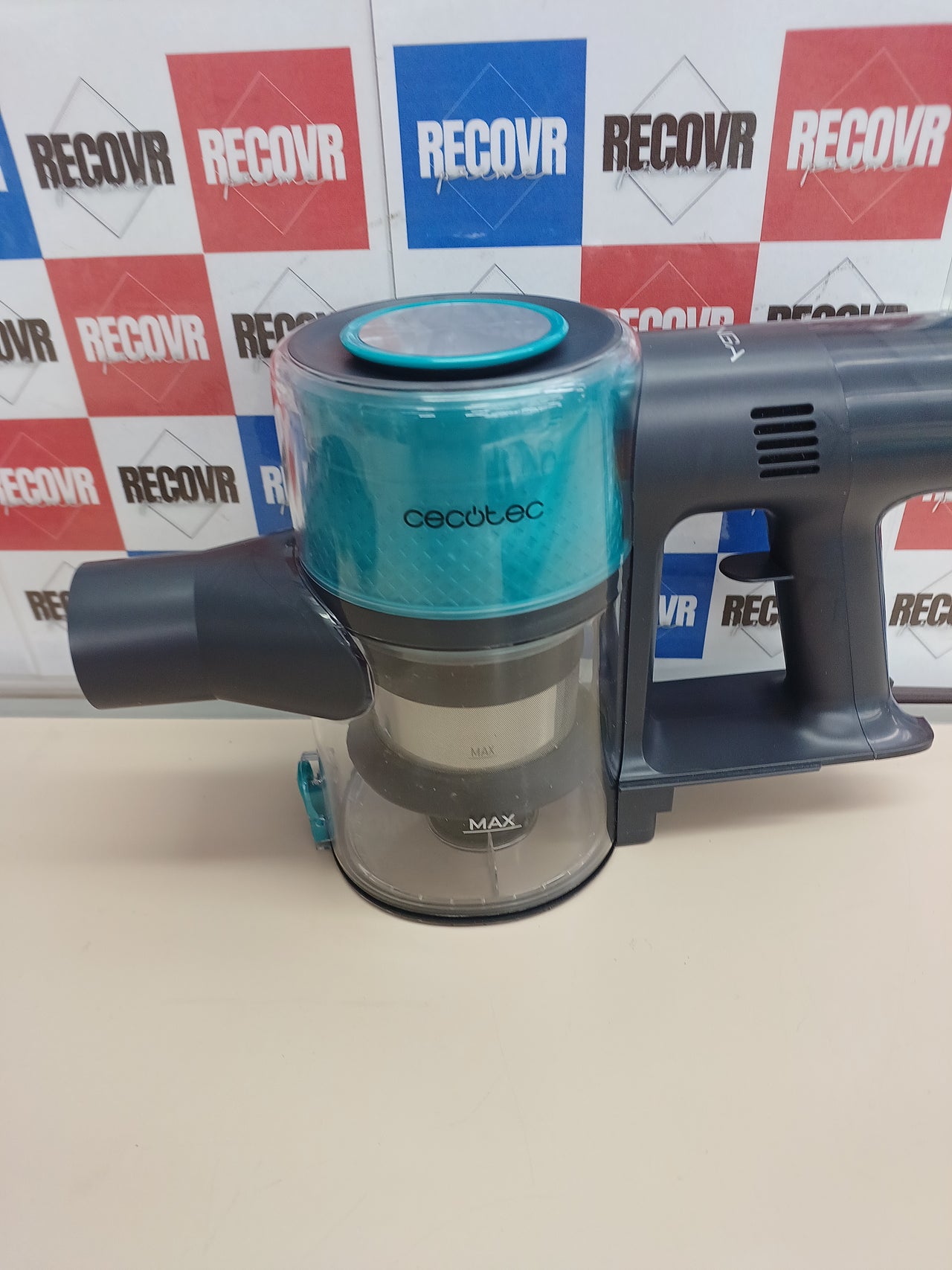 Aspiradora escoba sin cable 20 000 Pa 50 min – Cecotec