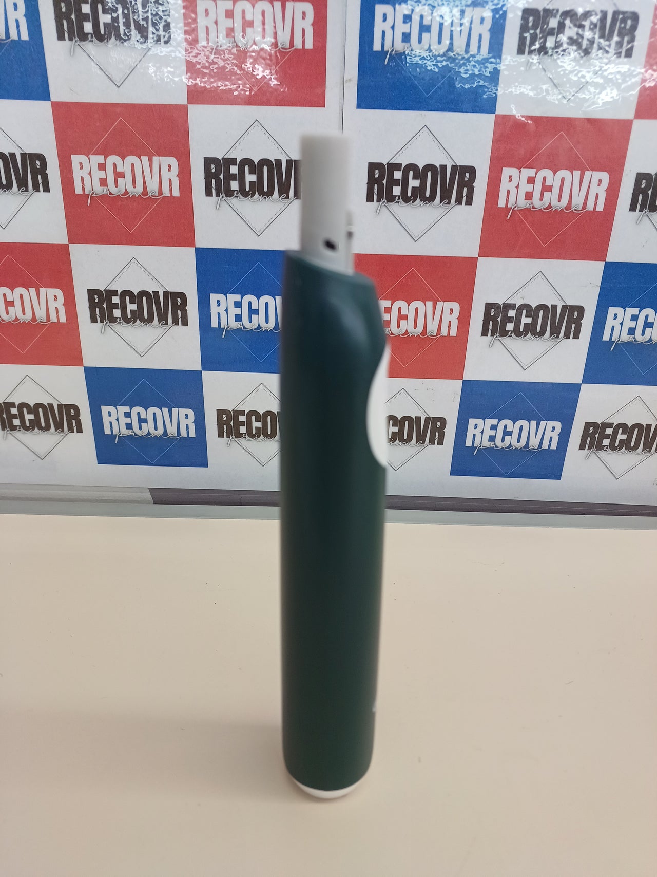 Cepillo eléctrico Oral-B iO 2 verde con estuche