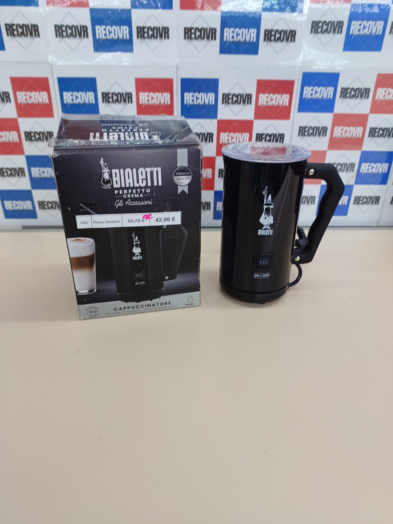 Espumador leche  Eléctrico,Capacidad 150 ml Leche espumador por Cappuccino,  Cappuccino or 300 ml Caliente Leche. Bialetti.