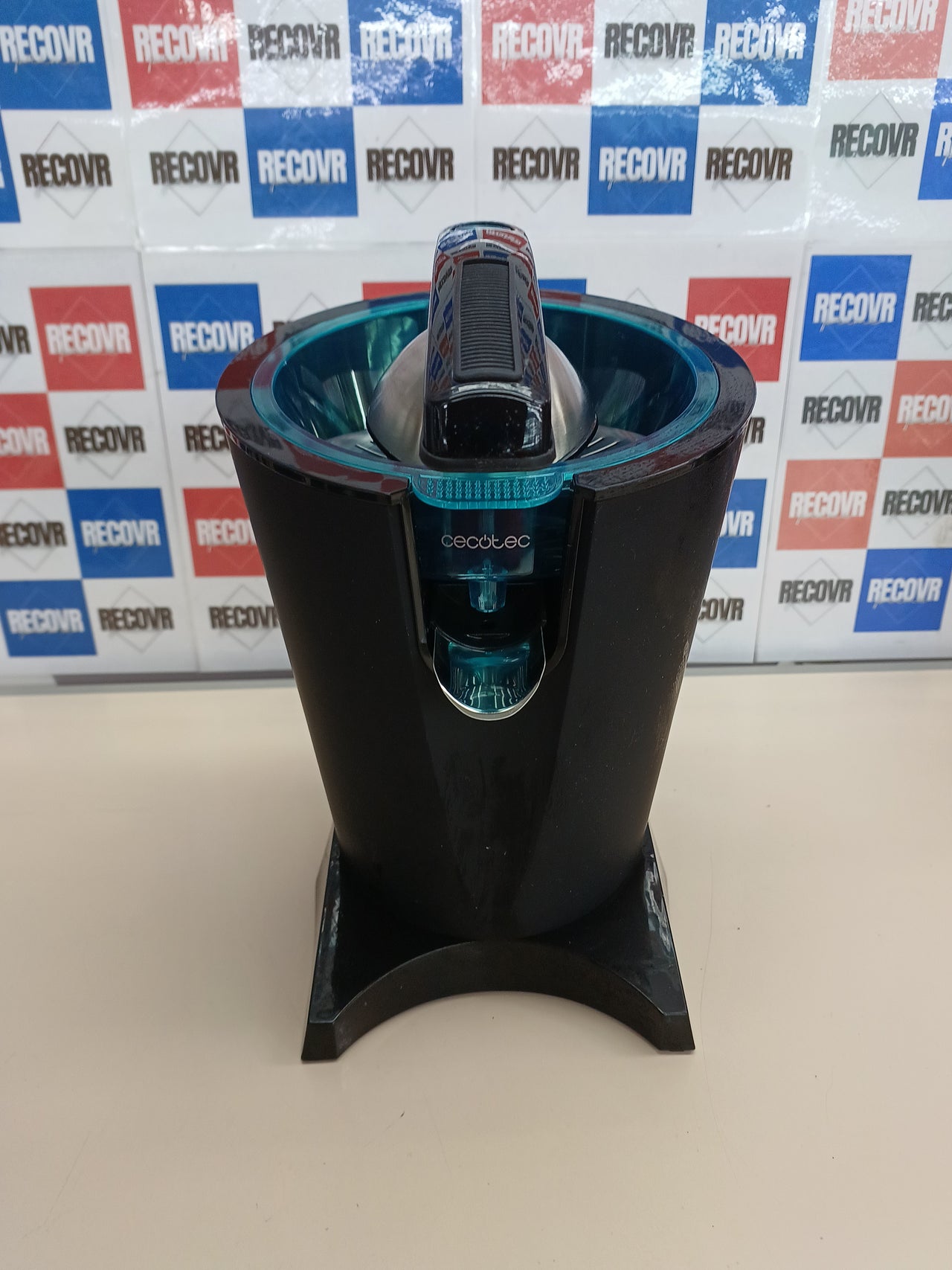 Exprimidor Brazo Cecotec EssentialVita Hyden 600W