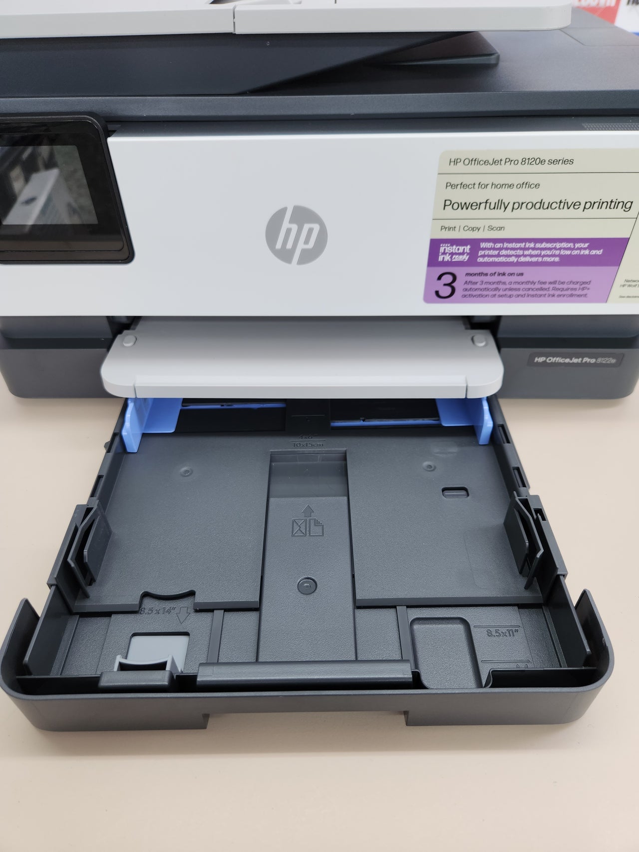 Impresora multifunción profesional de tinta, Copia, Escáner, Mobile Fax, Wi-Fi, 3 meses de impresión Instant Ink con HP+ HP OfficeJet Pro 8122e