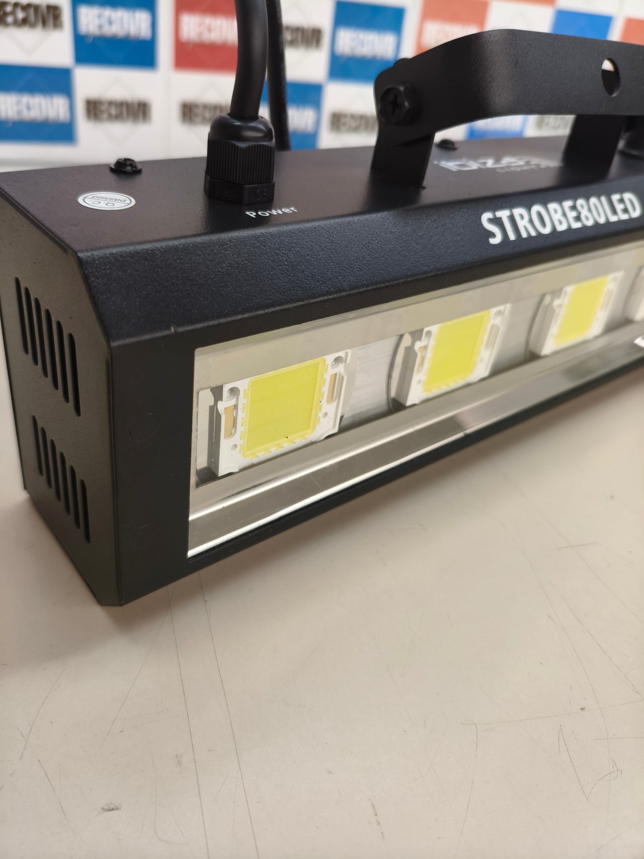 Luz estroboscópica LED Ibiza STROBE80LED de 80 W