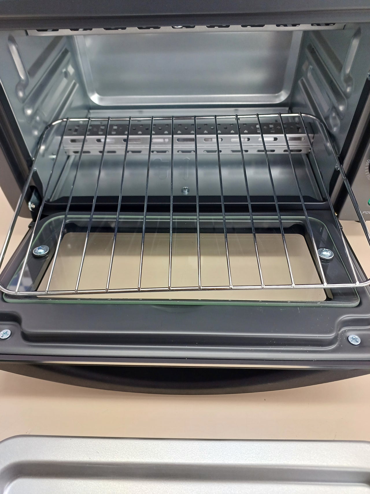 Horno sobremesa 10L 1000W hasta 230ºC - Cecotec