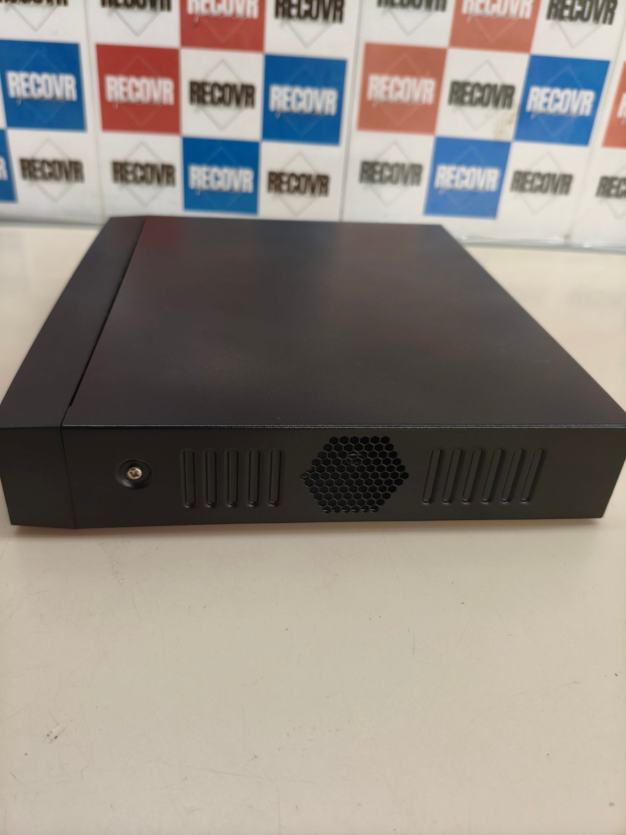 Grabador XVR de 4 canales para videovigilancia