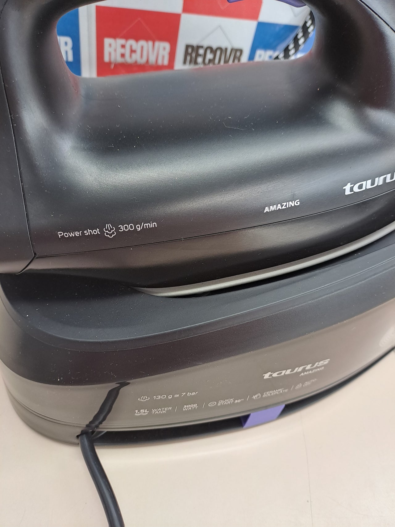 Centro de planchado 3000 W – Taurus
