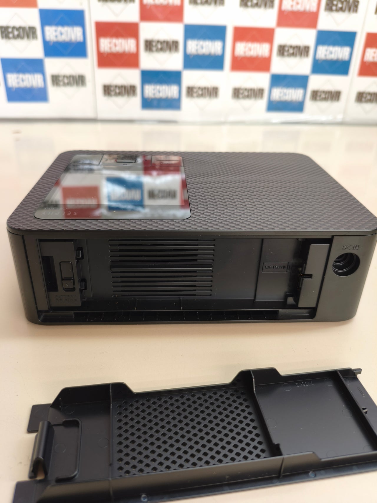 Canon Selphy CP1500, impresora fotográfica portátil, WiFi, USB-C, negra