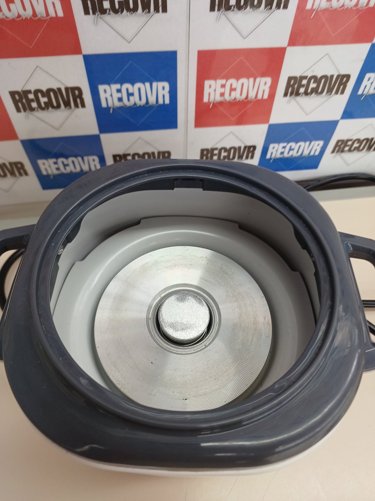 Arrocera 6 raciones 300W antiadherente – Russell Hobbs