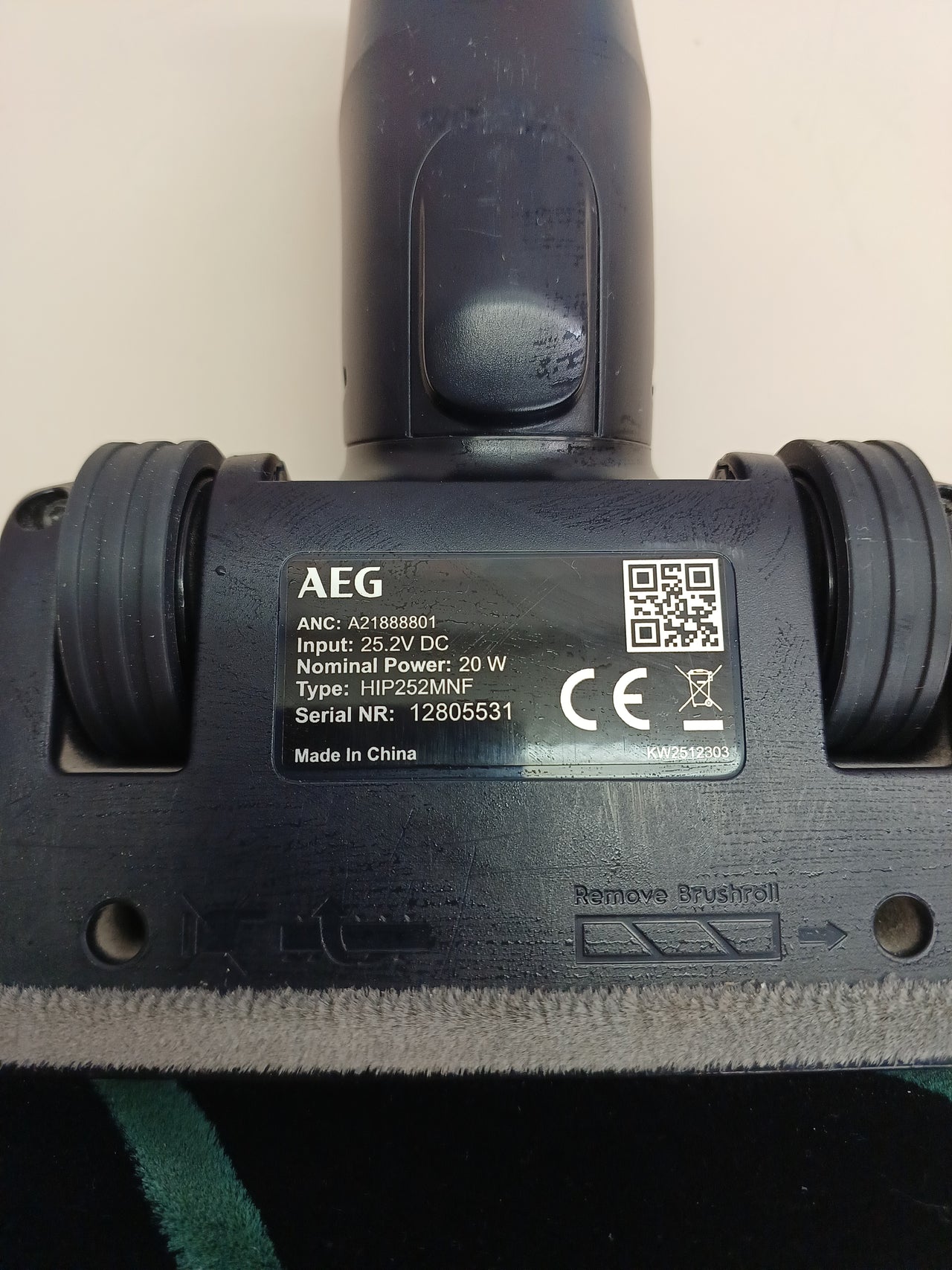 Cepillo AEG UltimatePower AZE156 Suelos Duros