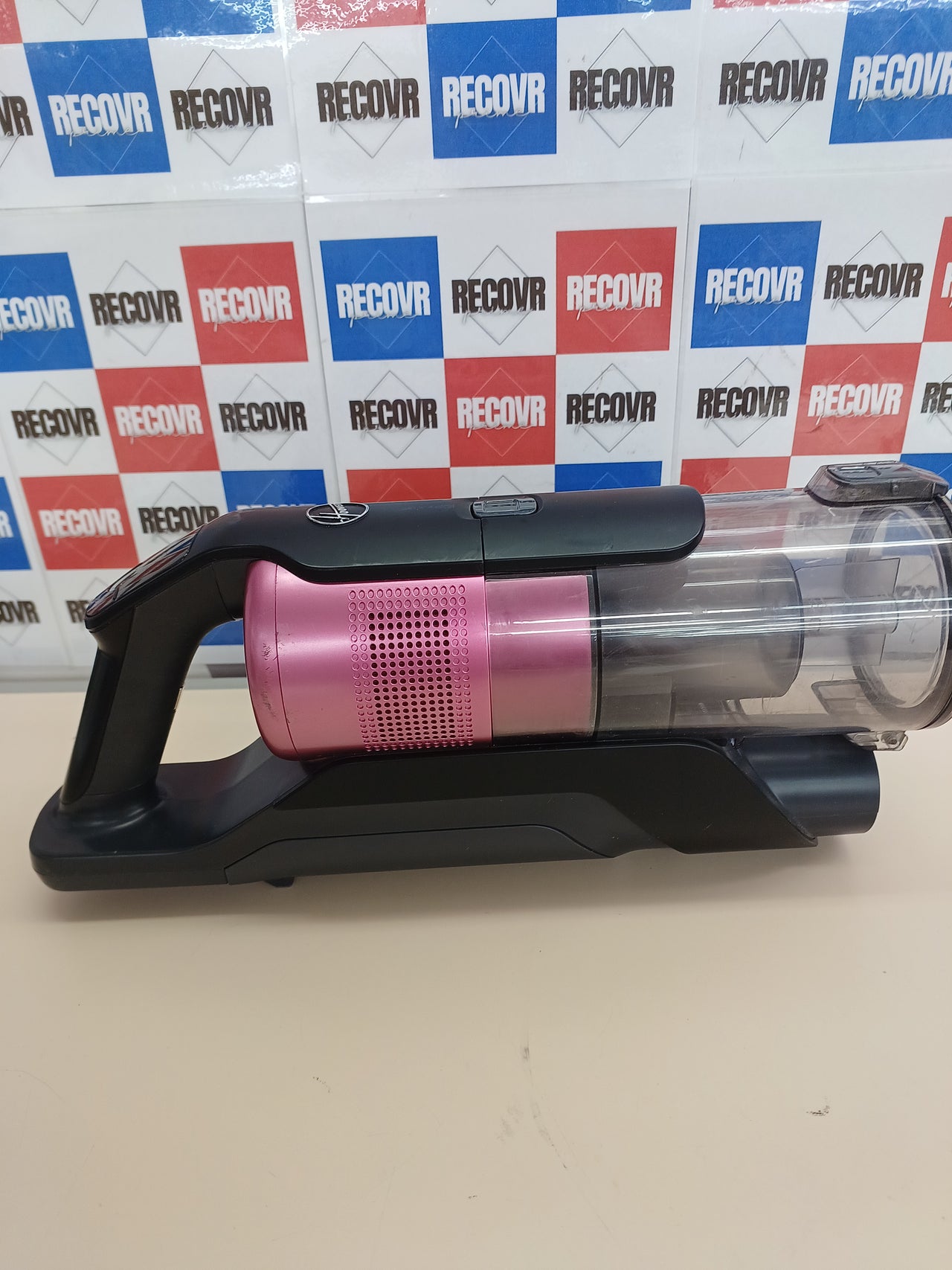 Aspiradora escoba 3 en 1 60 min antienredos Hoover.