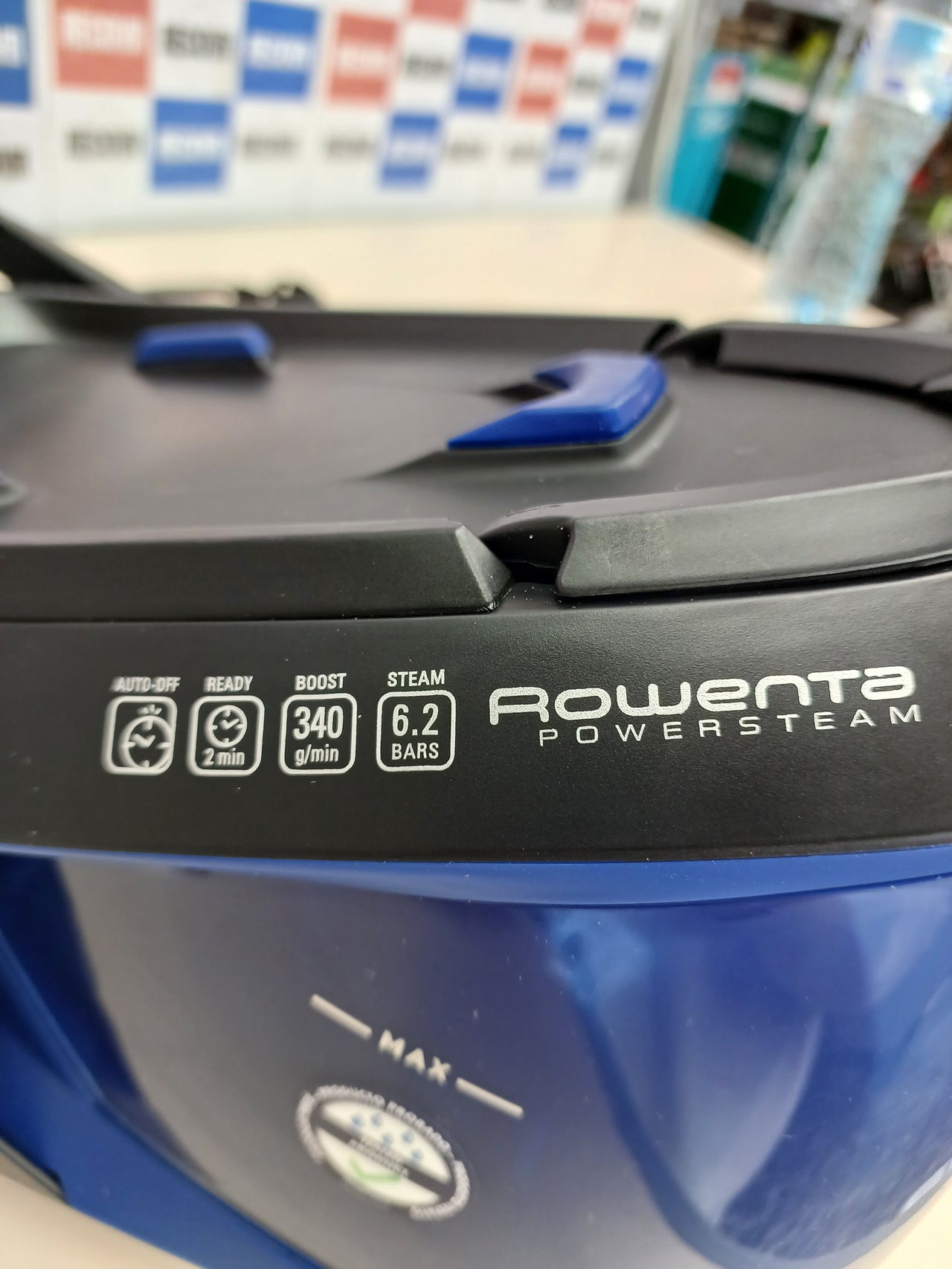 Centro de planchado 6,2 bares con vapor potente Rowenta