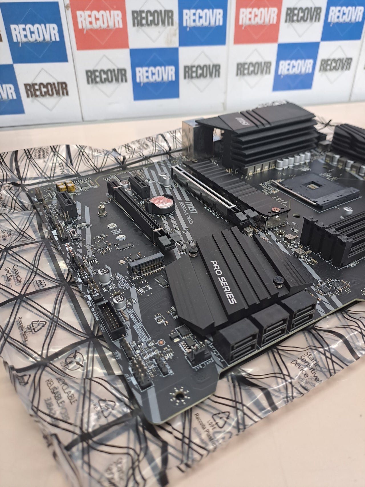 Placa base MSI B550 para procesadores AMD Ryzen AM4