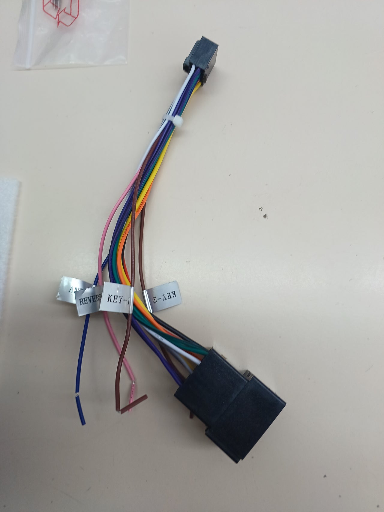 Autoradio 9" Android 14 con GPS y 4G - YUNTX