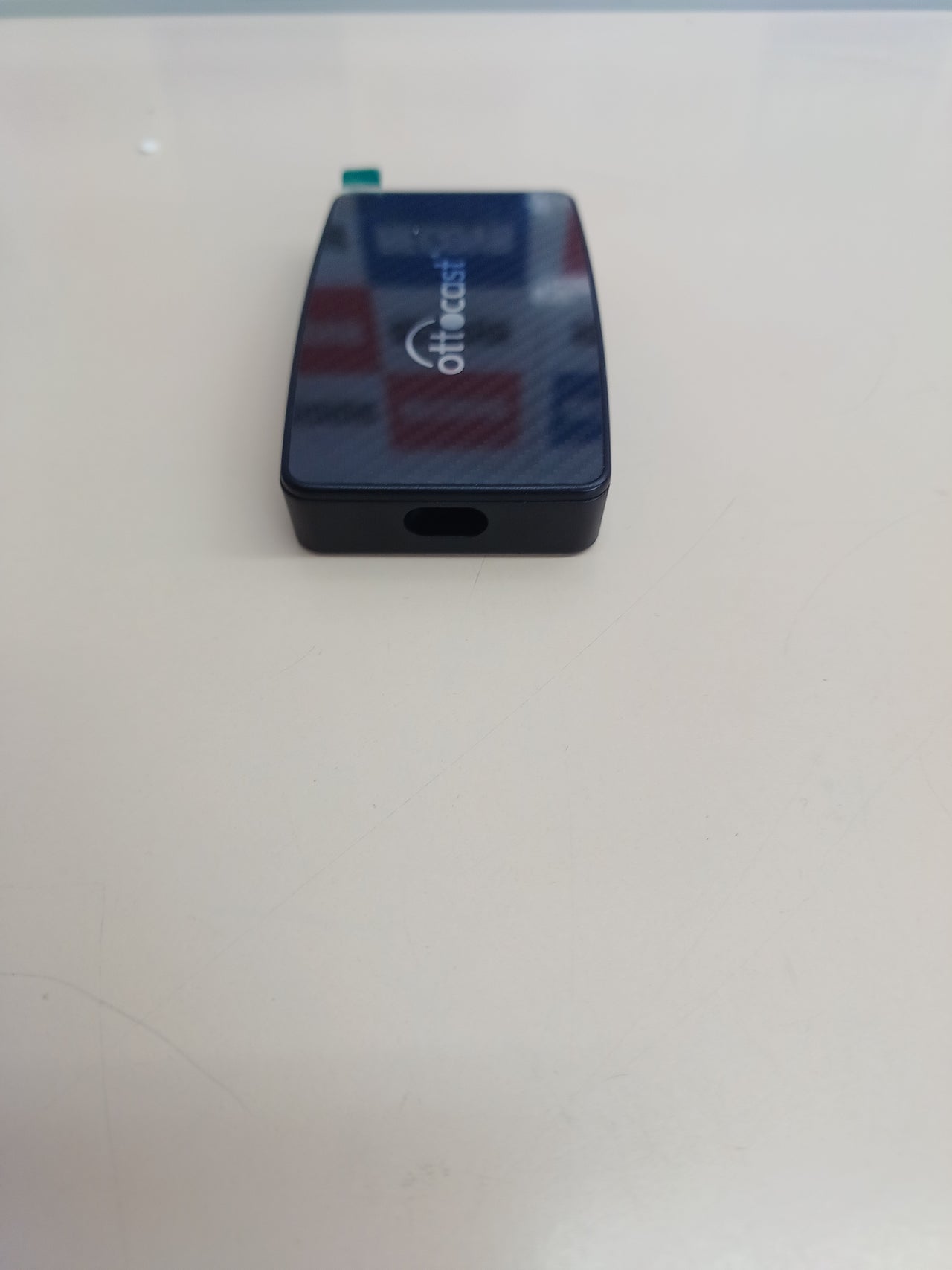 Ottocast Play2Video Pro
Adaptador CarPlay/Android