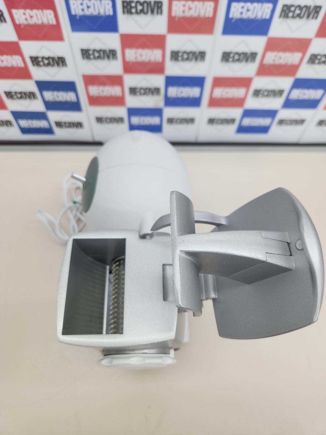 Rallador Eléctrico 150 W, Rodillo De Acero Inoxidable, Tolva De Aluminio, Recipiente Extraíble Con Tapa Frescura, Sistema De Seguridad,  Imetec Grattugissima