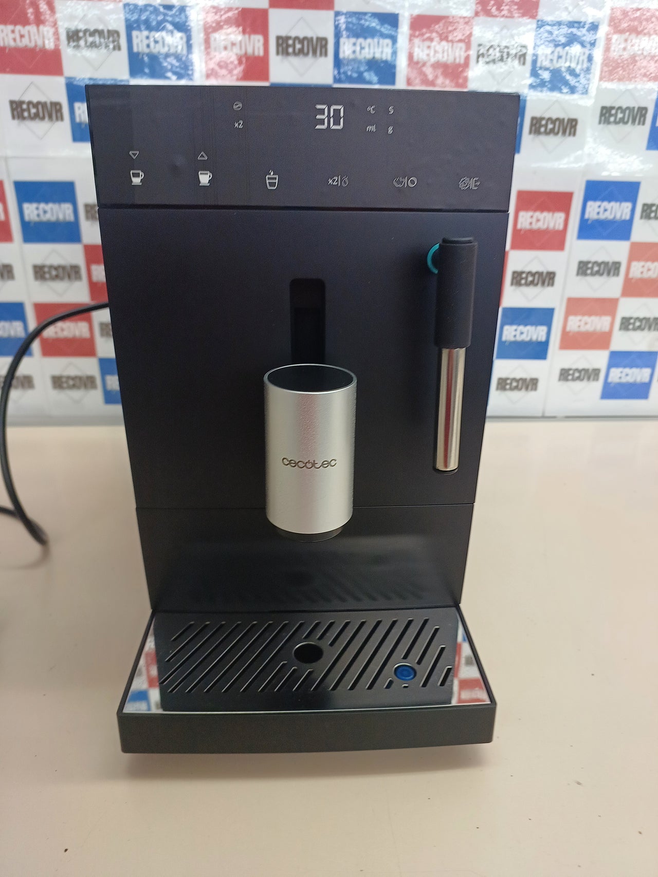 Cafetera superautomática 19 bares 1,1 L – Cecotec