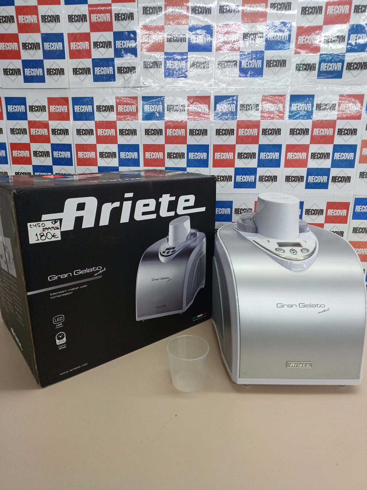 Heladera con compresor 1L con pantalla LCD Ariete