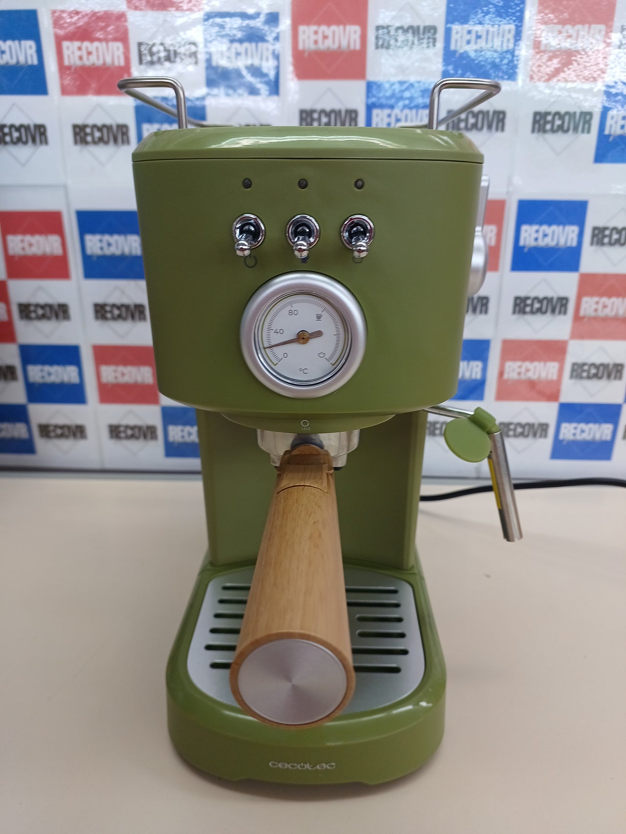 Cafetera espresso compacta 20 bares 1100 W 1,25 L – Cecotec