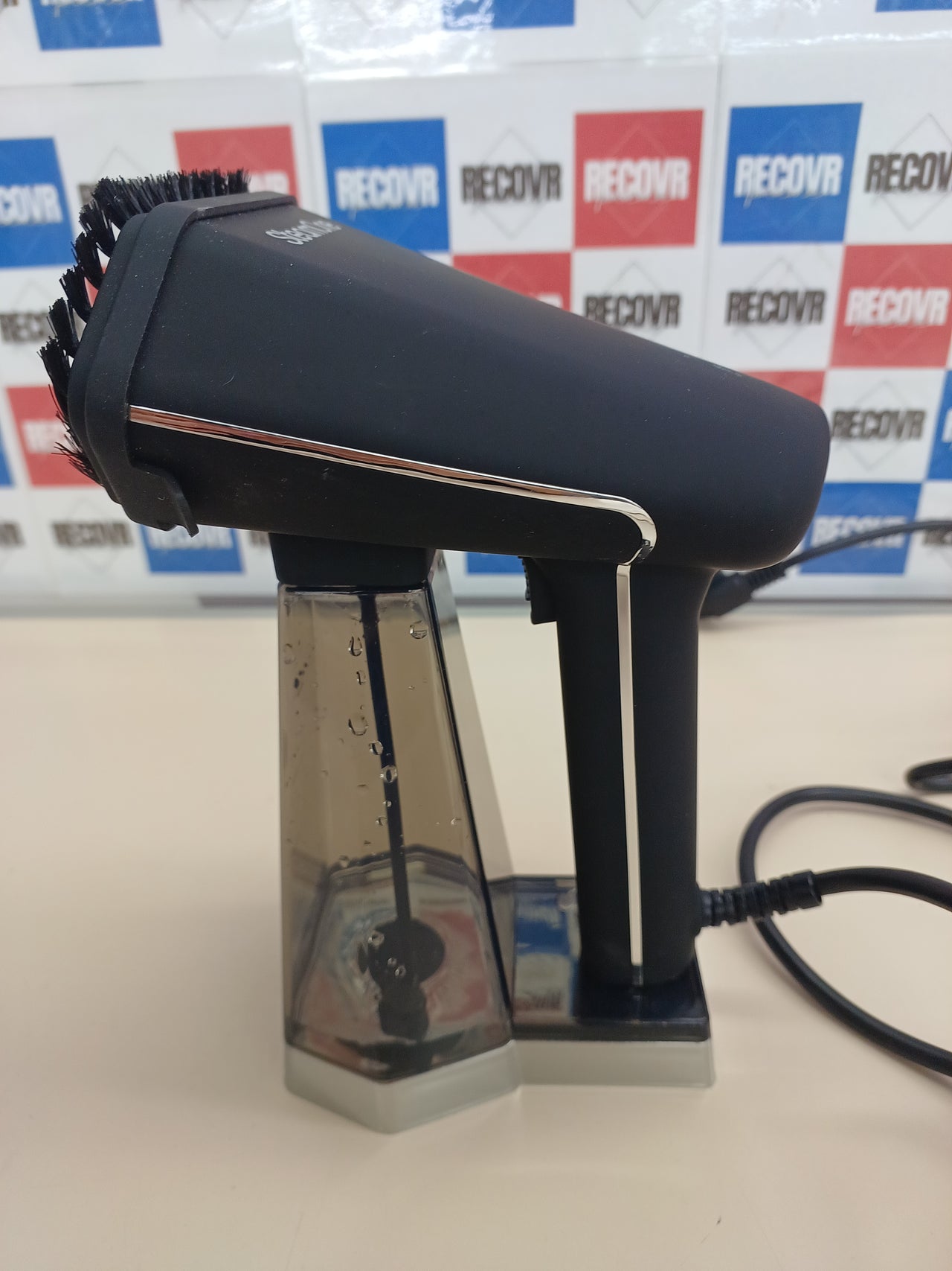 Plancha vertical viaje 2000 W, rápida y eficaz STEAMONE