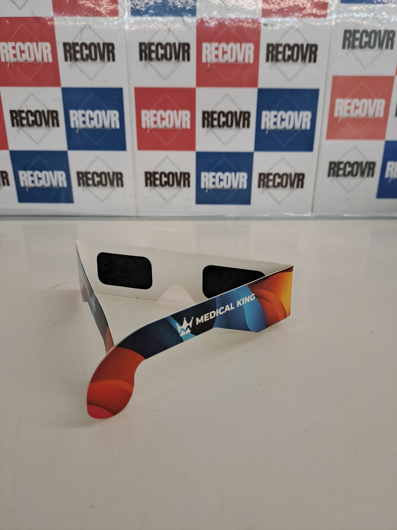 Gafas homologadas para Eclipse Solar Certificadas Medical Kink