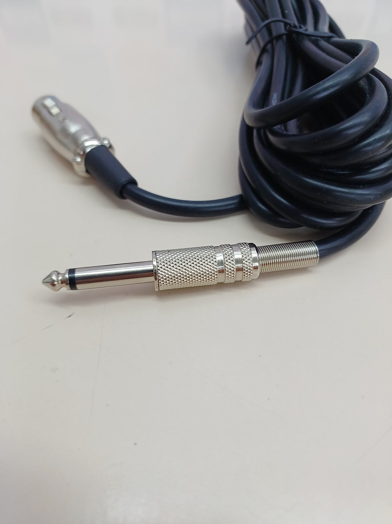 Micrófono Vocal Pyle Dinámico XLR Profesional