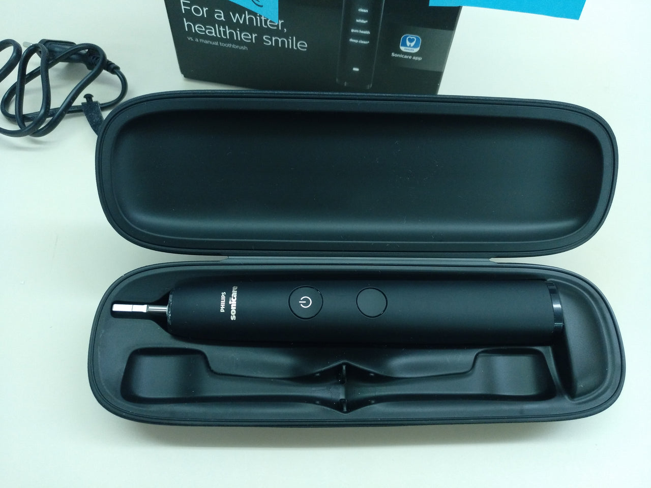 Philips Sonicare DiamondClean 9000 cepillo dental eléctrico, cepillo dental sónico con aplicación, sensor de presión, 4 modos de cepillado, 3 niveles de intensidad, negro, modelo HX9911/09
