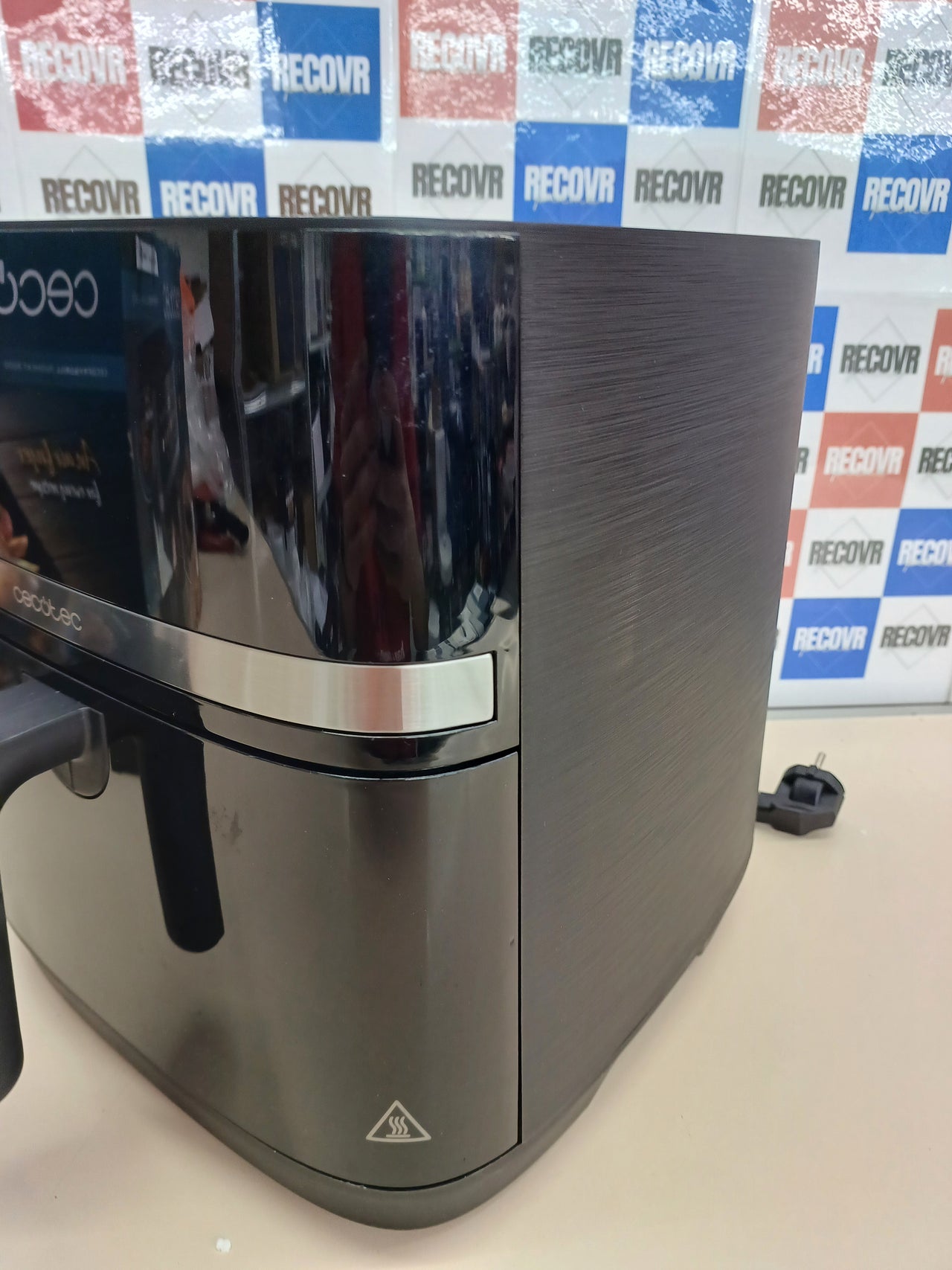 Freidora aire 8 L 2200 W digital – Cecotec