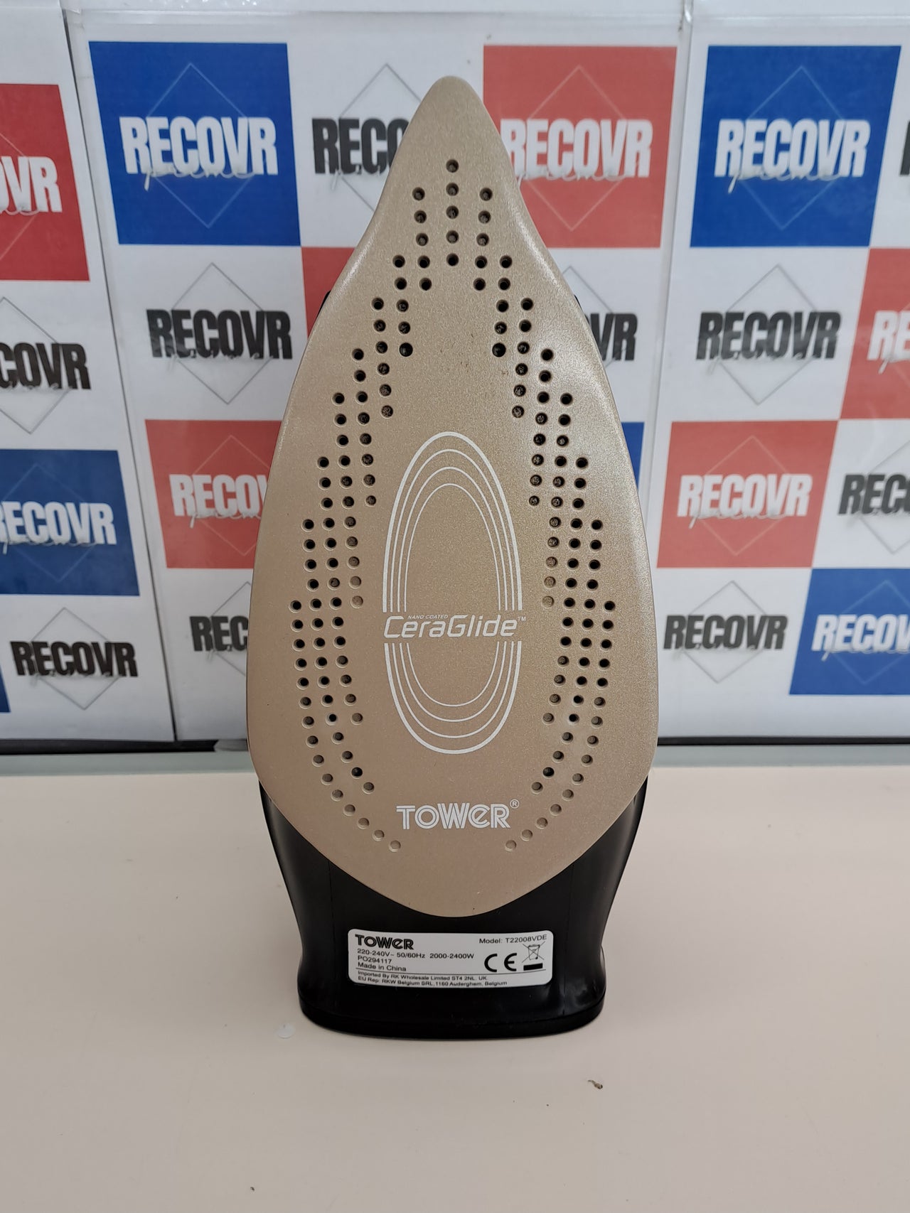 Plancha sin cable vapor 2400W cerámica Tower