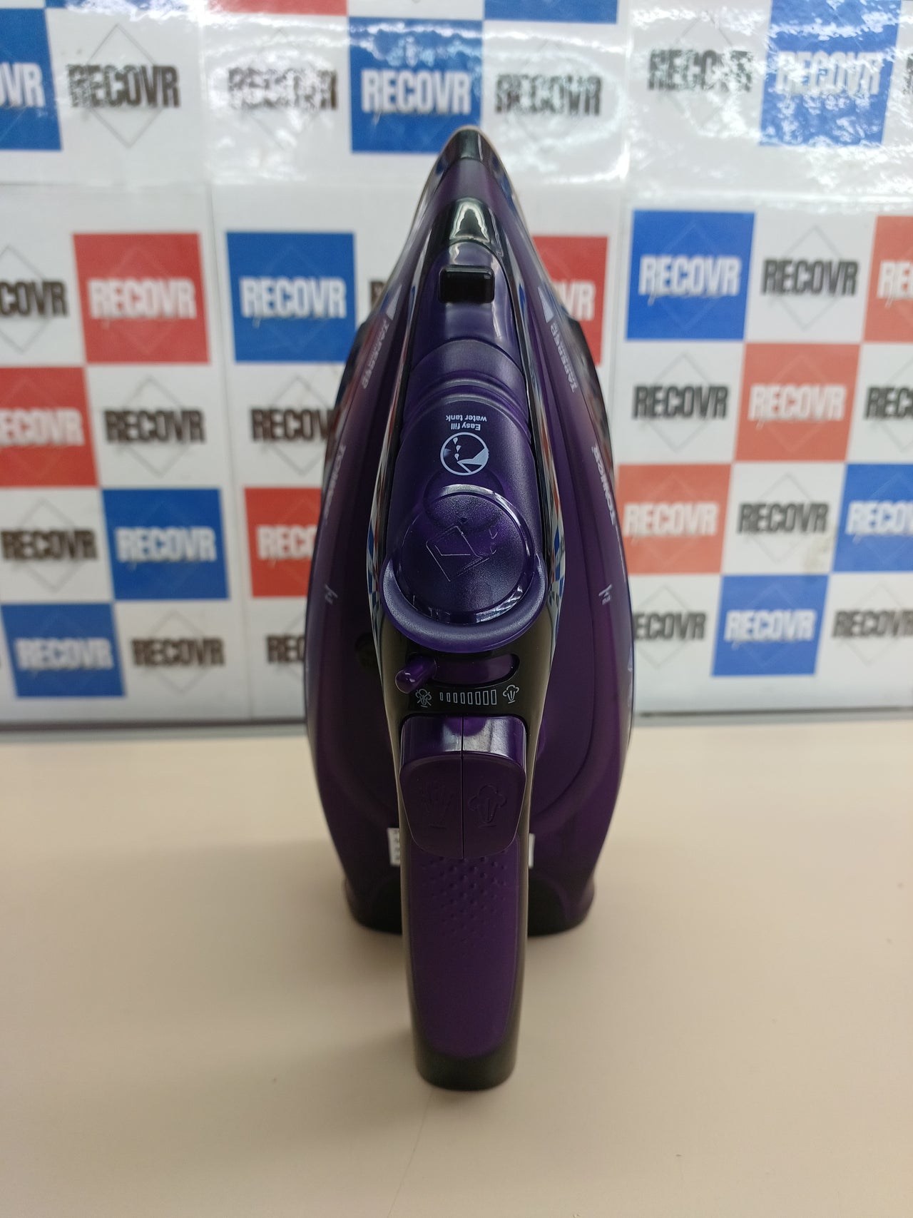 Plancha Sin Cable Tower T22008 2400W Cerámica
