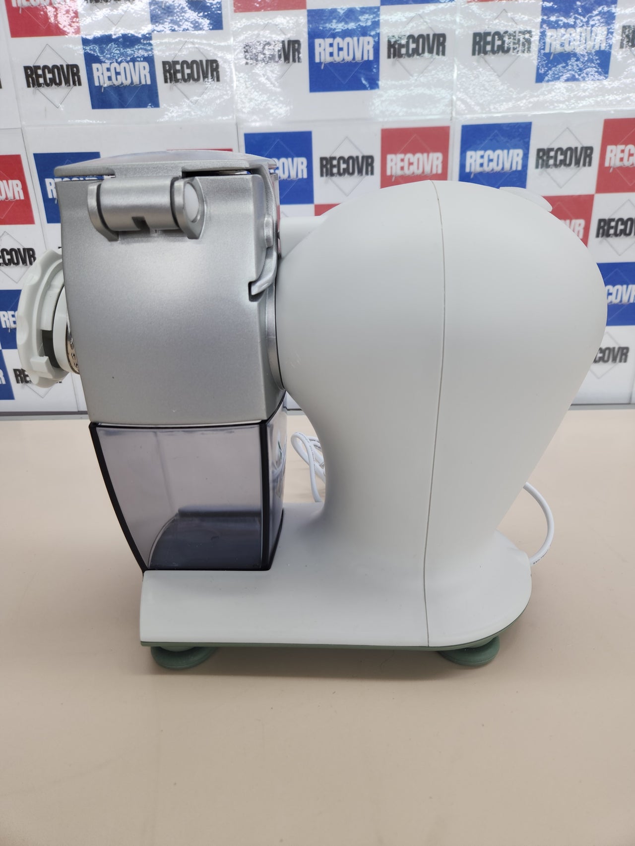 Rallador Eléctrico 150 W, Rodillo De Acero Inoxidable, Tolva De Aluminio, Recipiente Extraíble Con Tapa Frescura, Sistema De Seguridad,  Imetec Grattugissima
