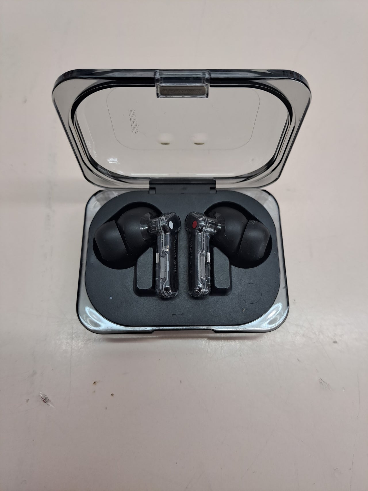 Auriculares Bluetooth ANC 42h con ChatGPT Nothing Ear
