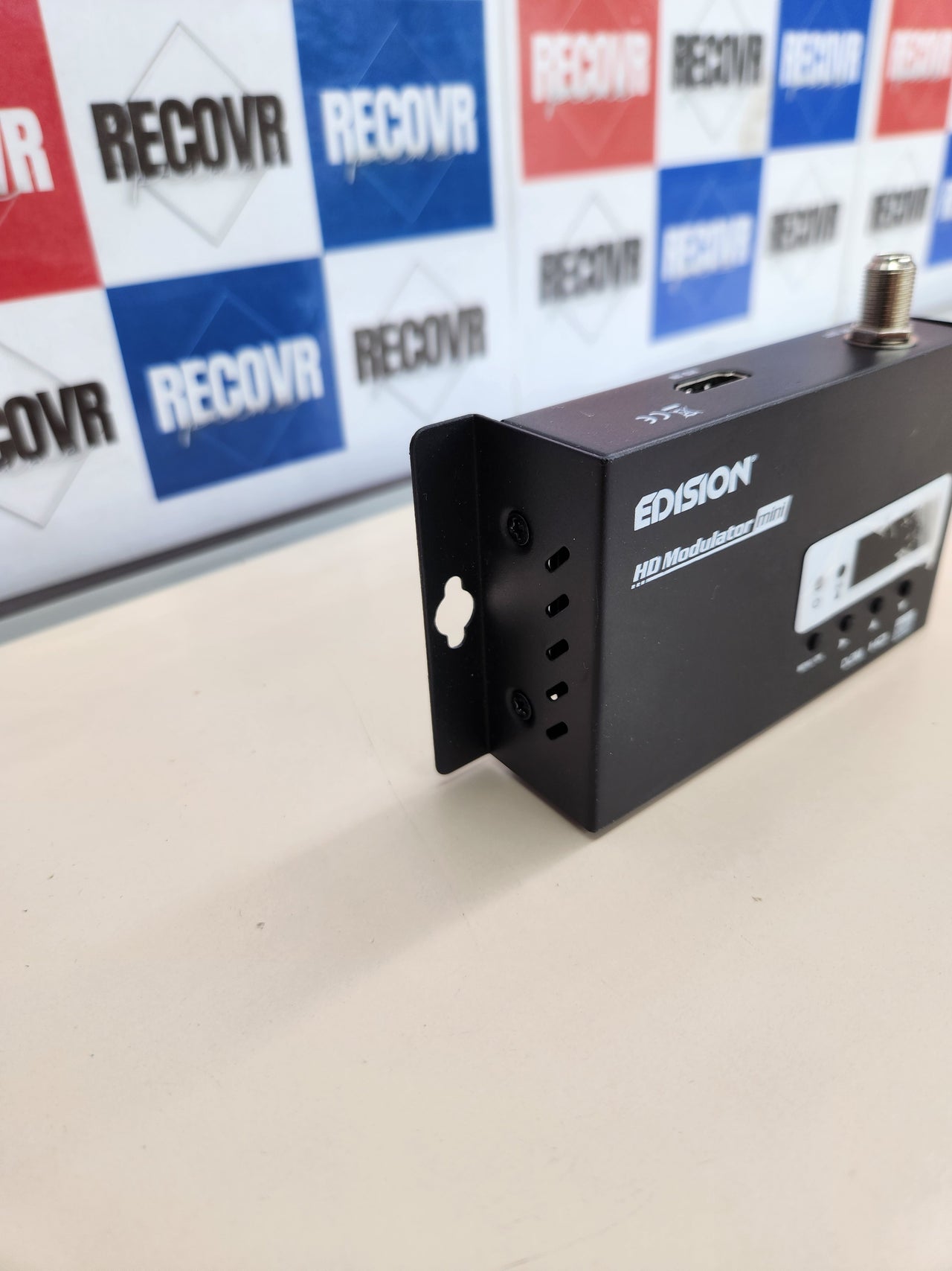 Modulador HDMI a DVB-T MPEG4 Full HD Plug&Play