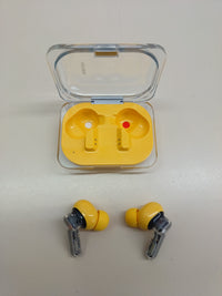 Auriculares ANC con 42,5 h y graves mejorados Nothing