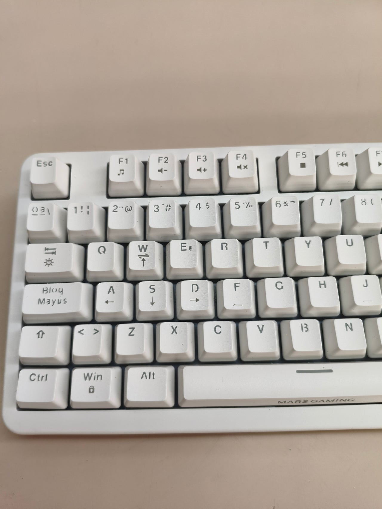 Teclado mecánico gaming Mars Gaming MKPRO