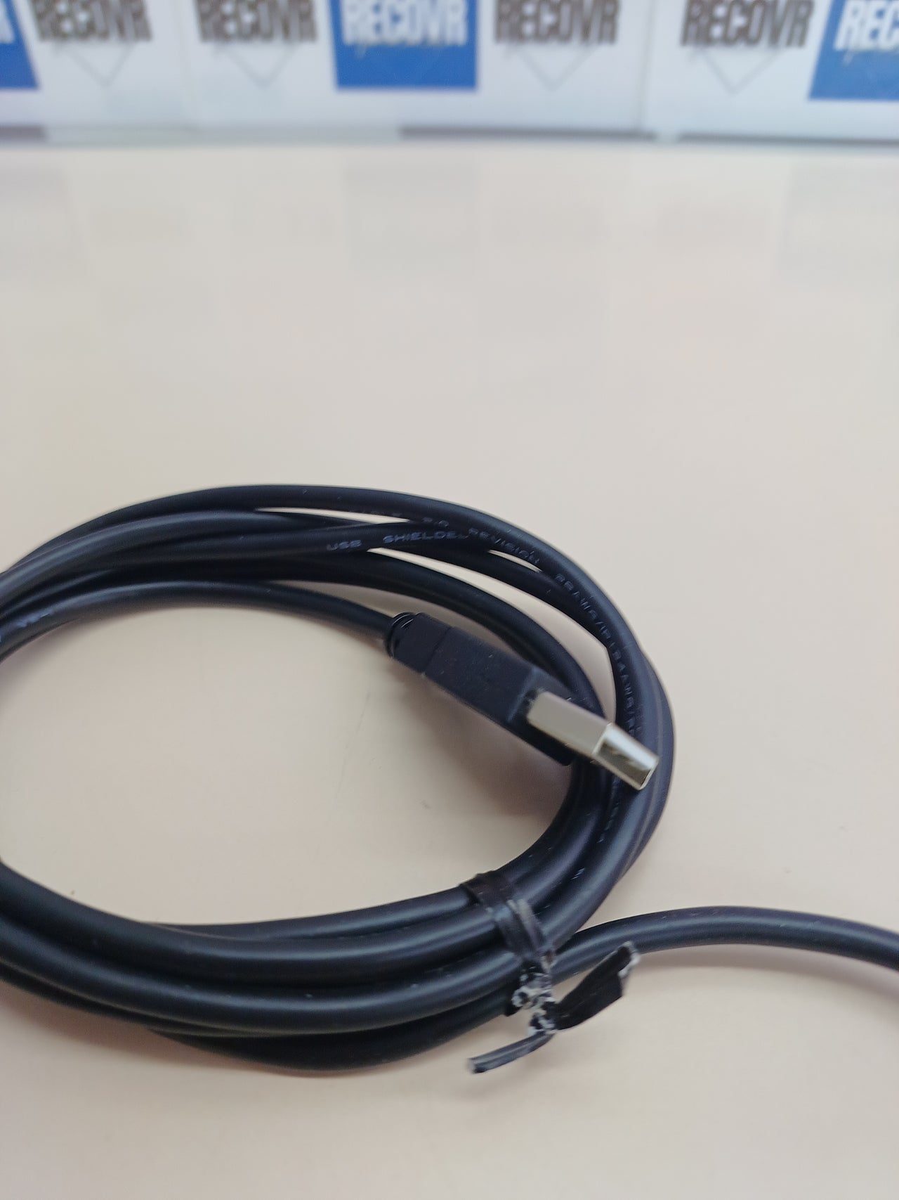 Adaptador USB 2.0 a paralelo D-SUB negro LogiLink