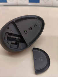 Ratón vertical ergonómico Logitech Lift, gris