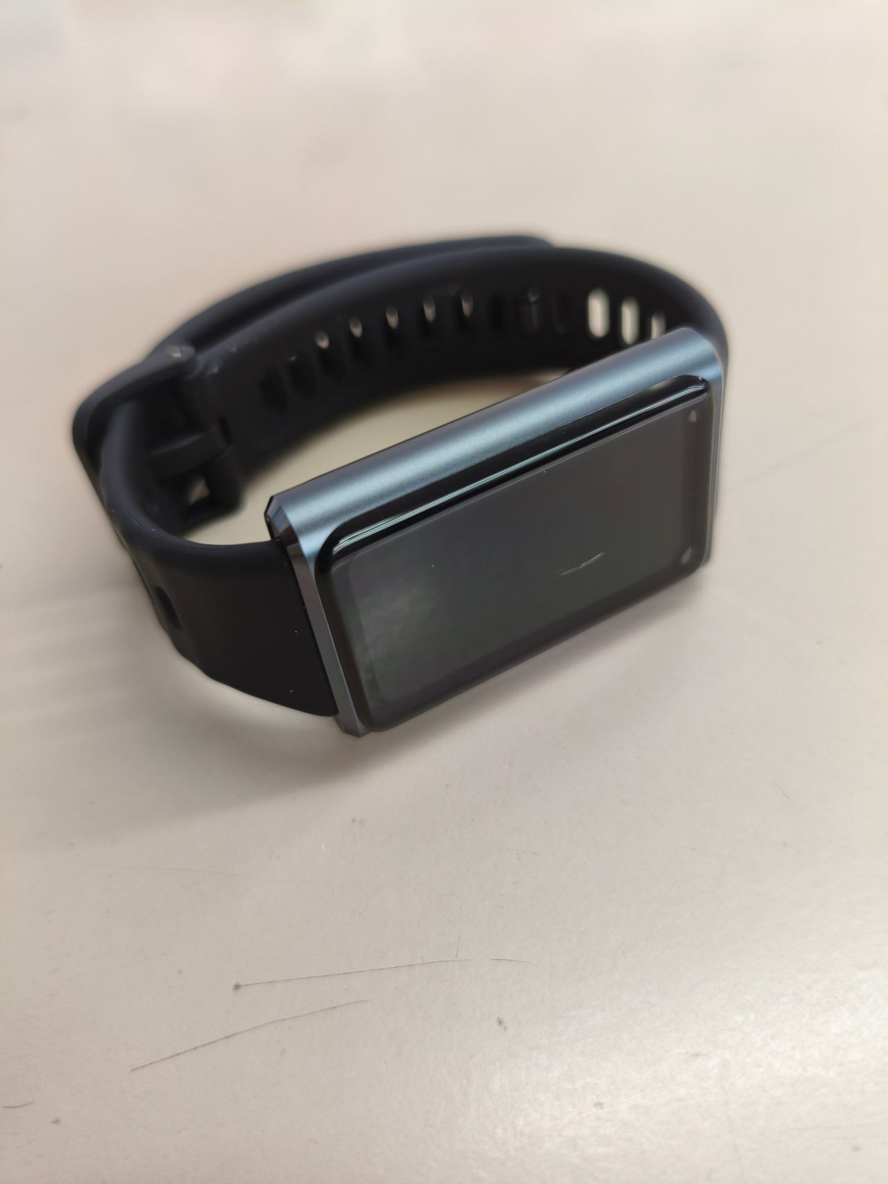 Smartband Huawei Band 11 Pro con GPS, pantalla AMOLED
