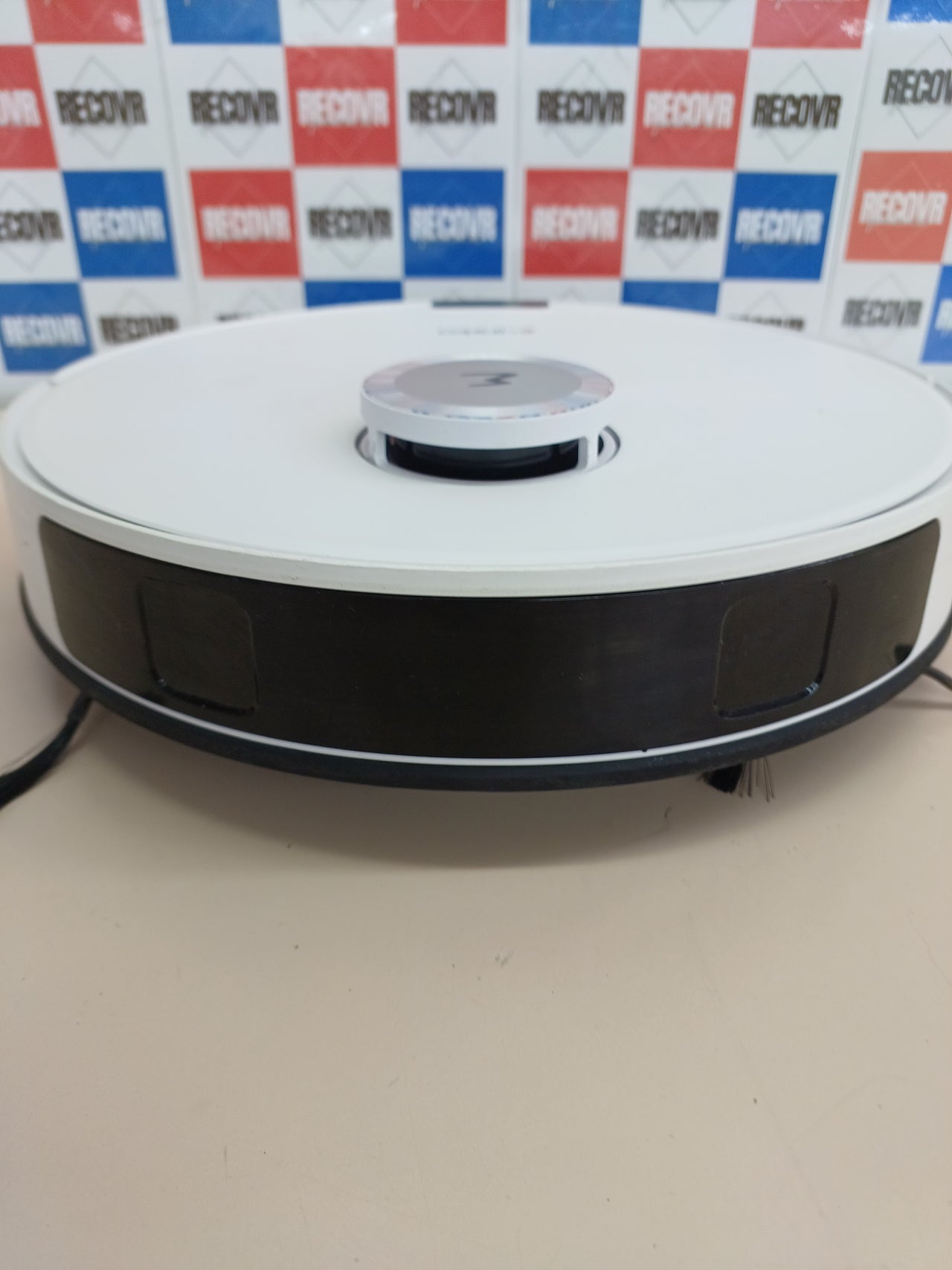Robot Aspirador y Fregasuelos EUREKA NERE10s