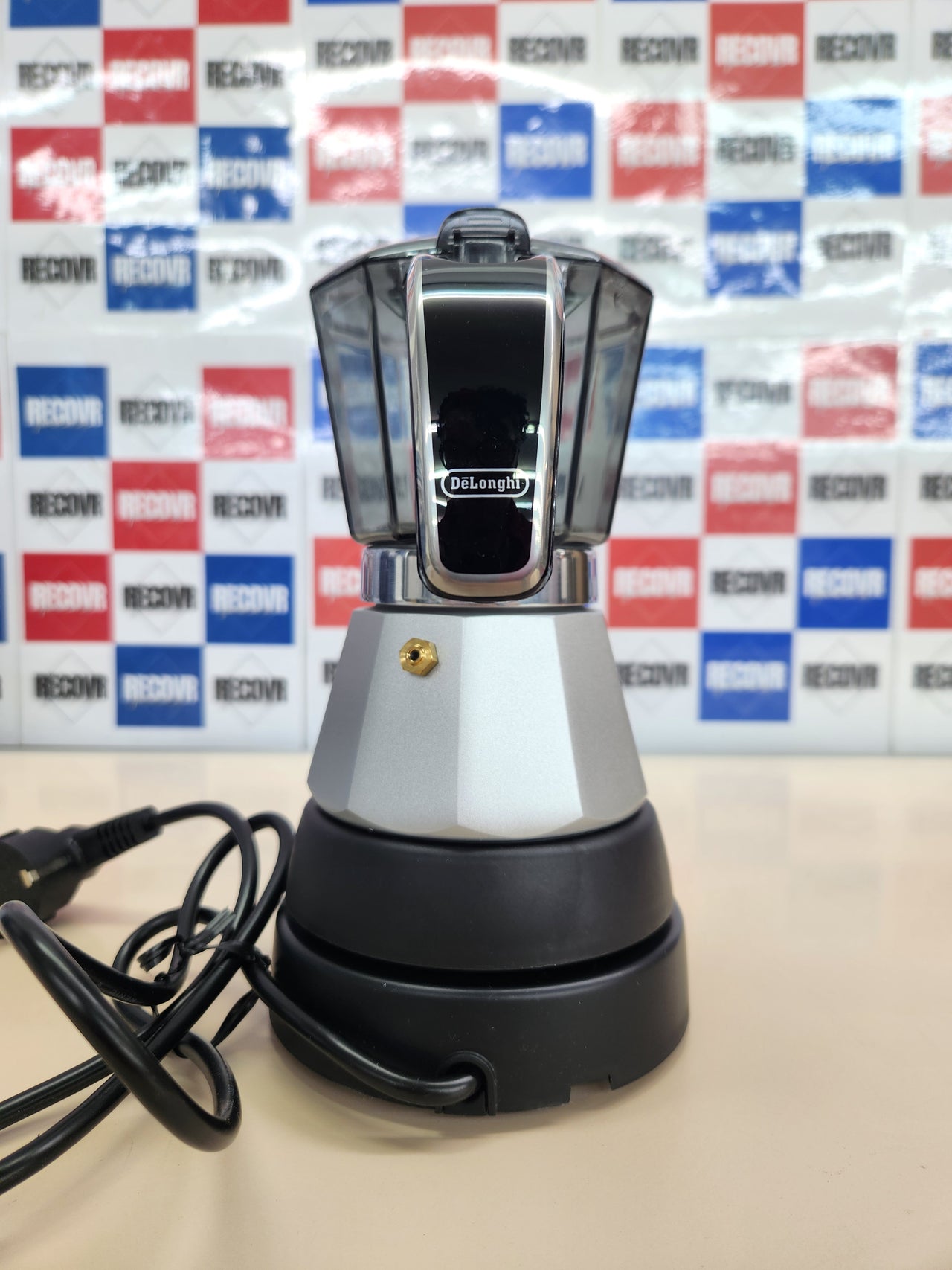 Cafetera Moka Eléctrica, 450 W, 2-4 Tazas De'Longhi