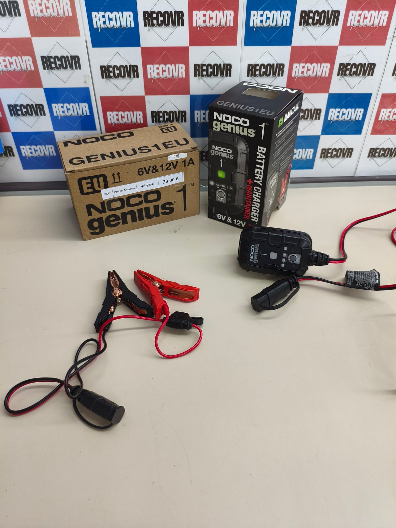Cargador inteligente NOCO GENIUS1 1A para baterías 6V y 12V