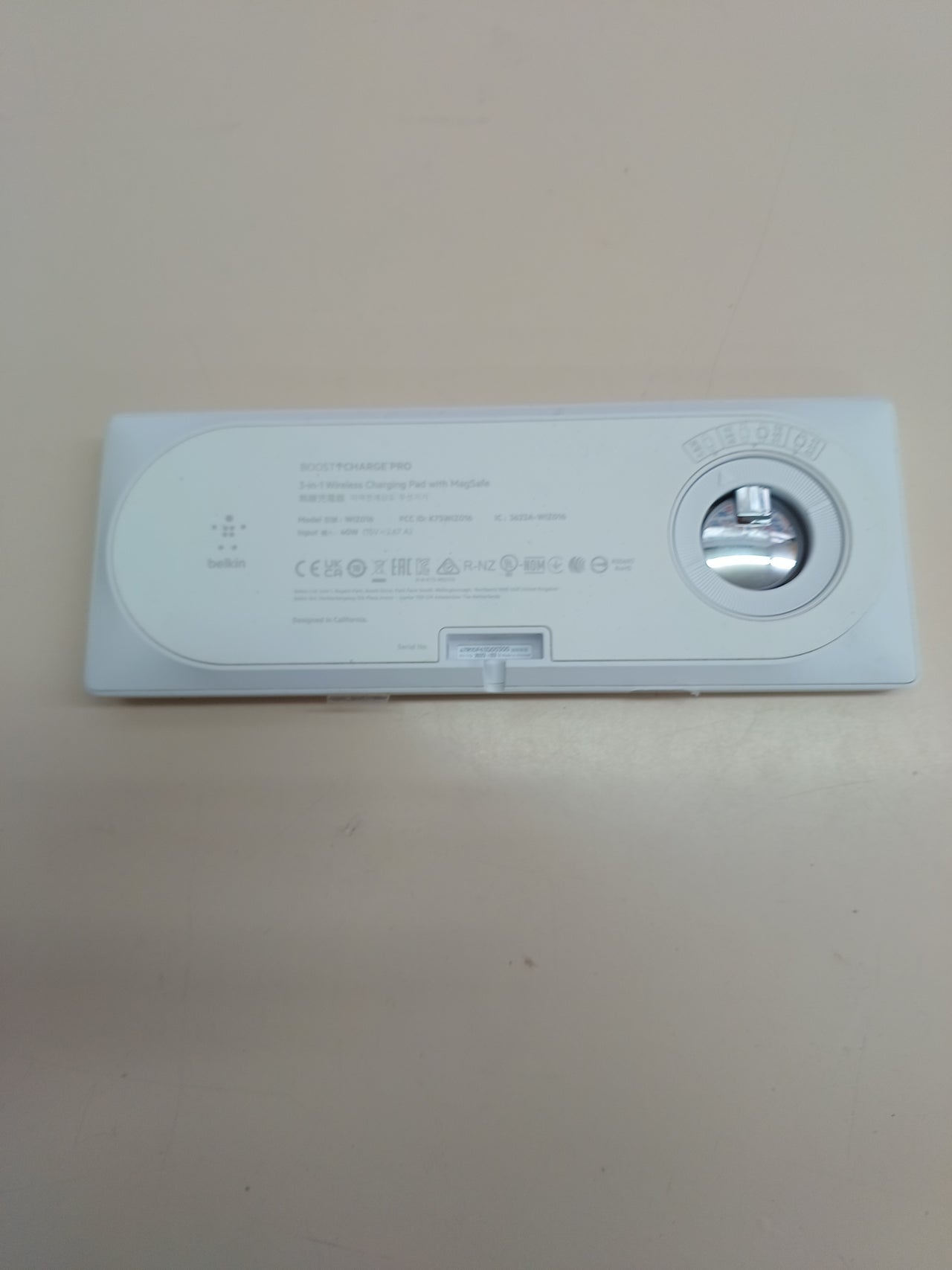 Cargador MagSafe 3 en 1 rápido y portátil - Belkin