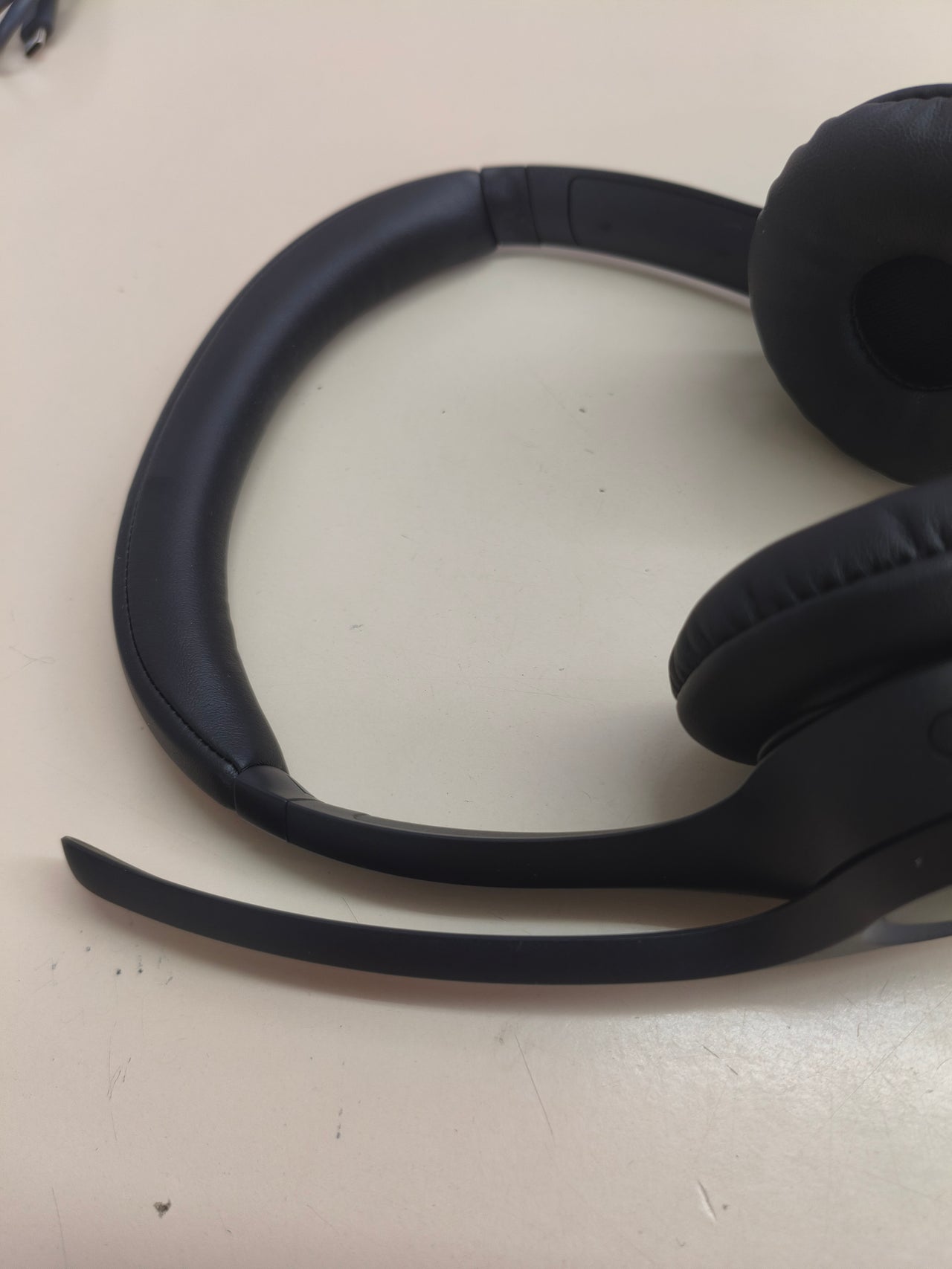 Auriculares Bluetooth Logitech Zone 300