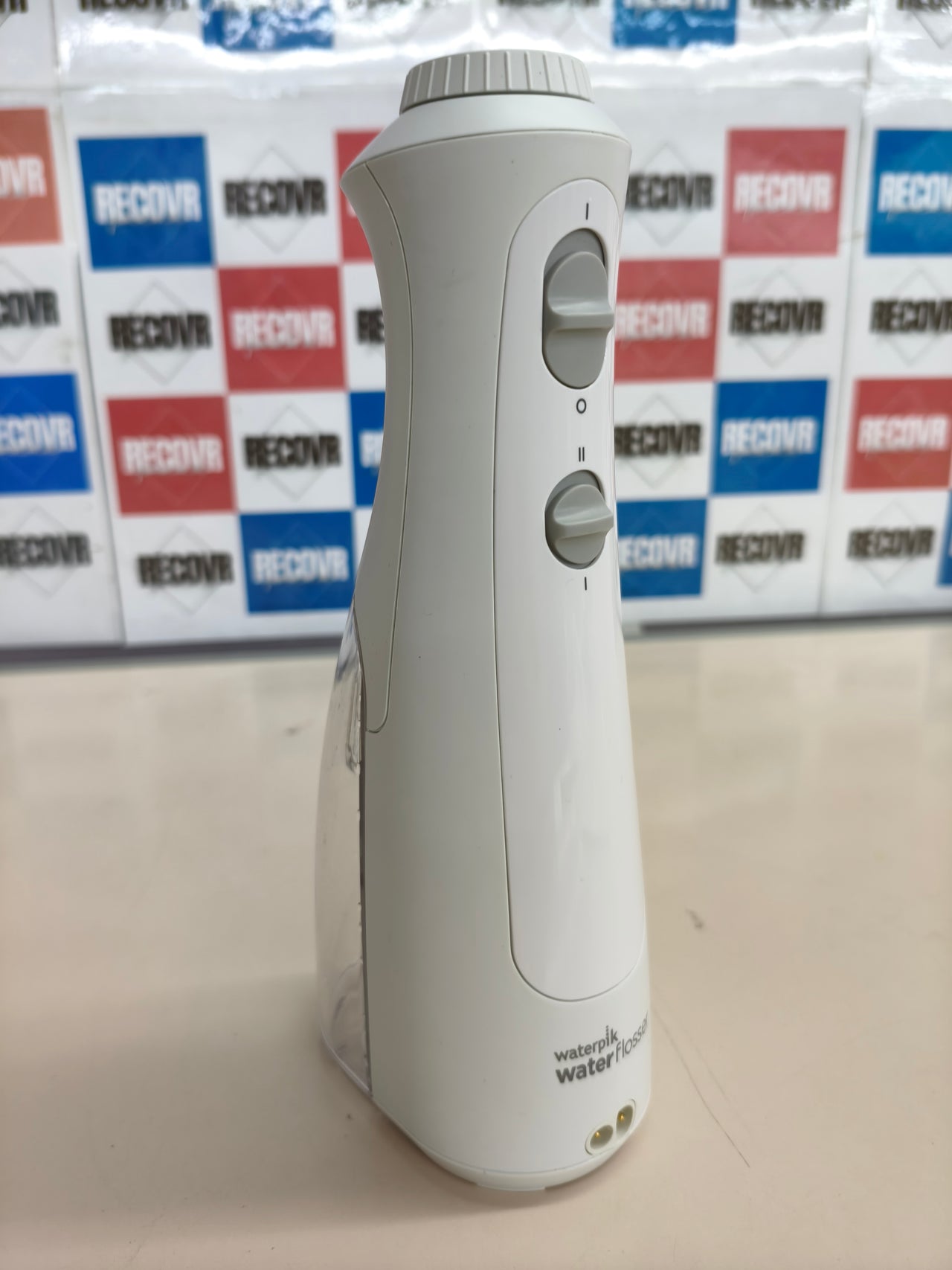 Irrigador dental inalámbrico Waterpik WF-13